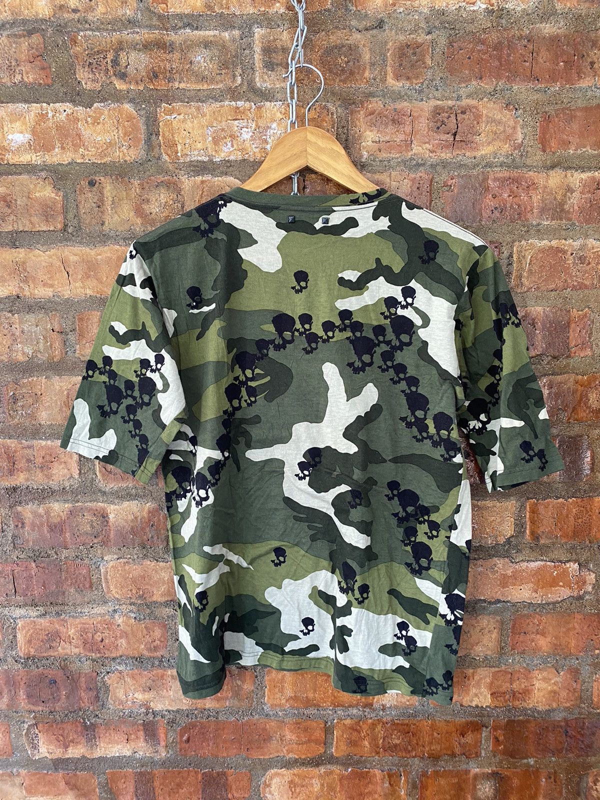 Isamu Katayama Backlash Stud Muffin Japan Skull and camo tee Size US M / EU 48-50 / 2 - 9 Thumbnail