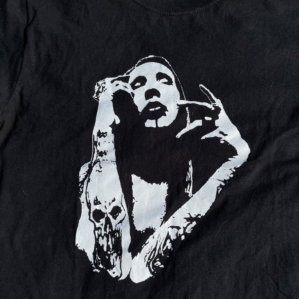 Vintage Vintage Y2K Marilyn Manson Graphic Tee Black Band Goth M Size US M / EU 48-50 / 2 - 4 Thumbnail