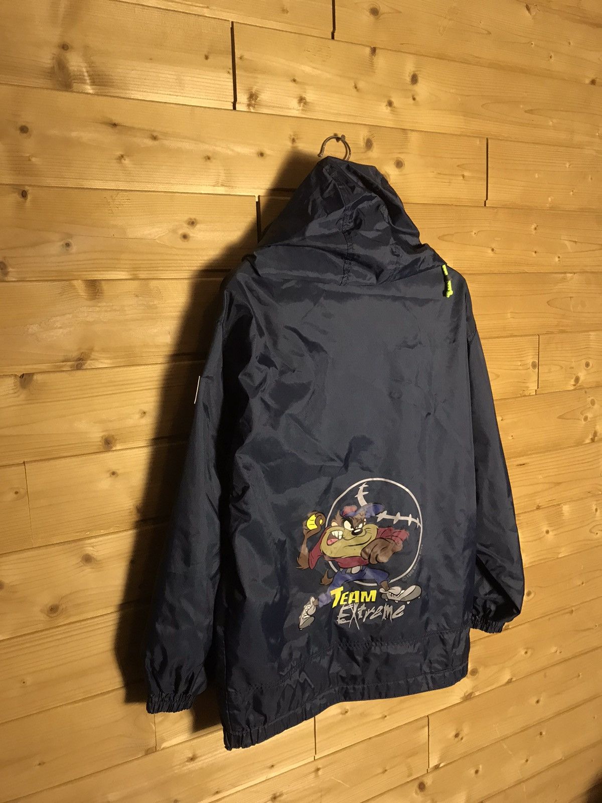 Vintage 1999 Vintage 90s Looney Tunes light jacket Size US L / EU 52-54 / 3 - 10 Thumbnail