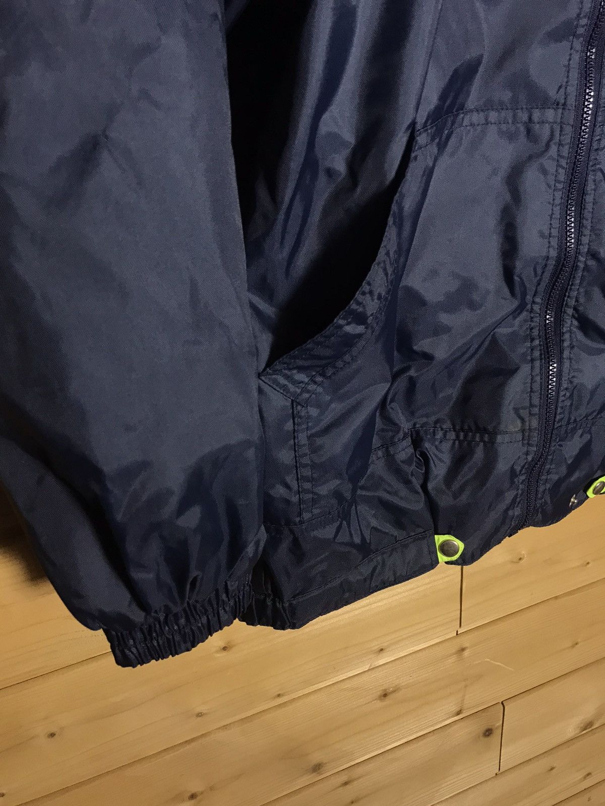 Vintage 1999 Vintage 90s Looney Tunes light jacket Size US L / EU 52-54 / 3 - 8 Thumbnail