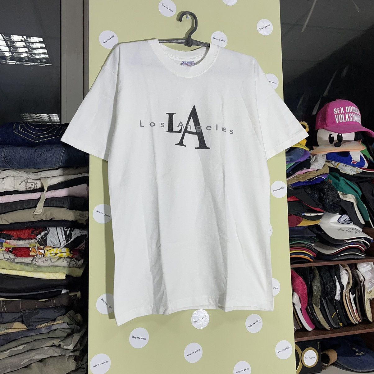 Vintage Vintage 90s LA Los Angeles Graphic Logo Tee White Denim L Size US L / EU 52-54 / 3 - 4 Thumbnail
