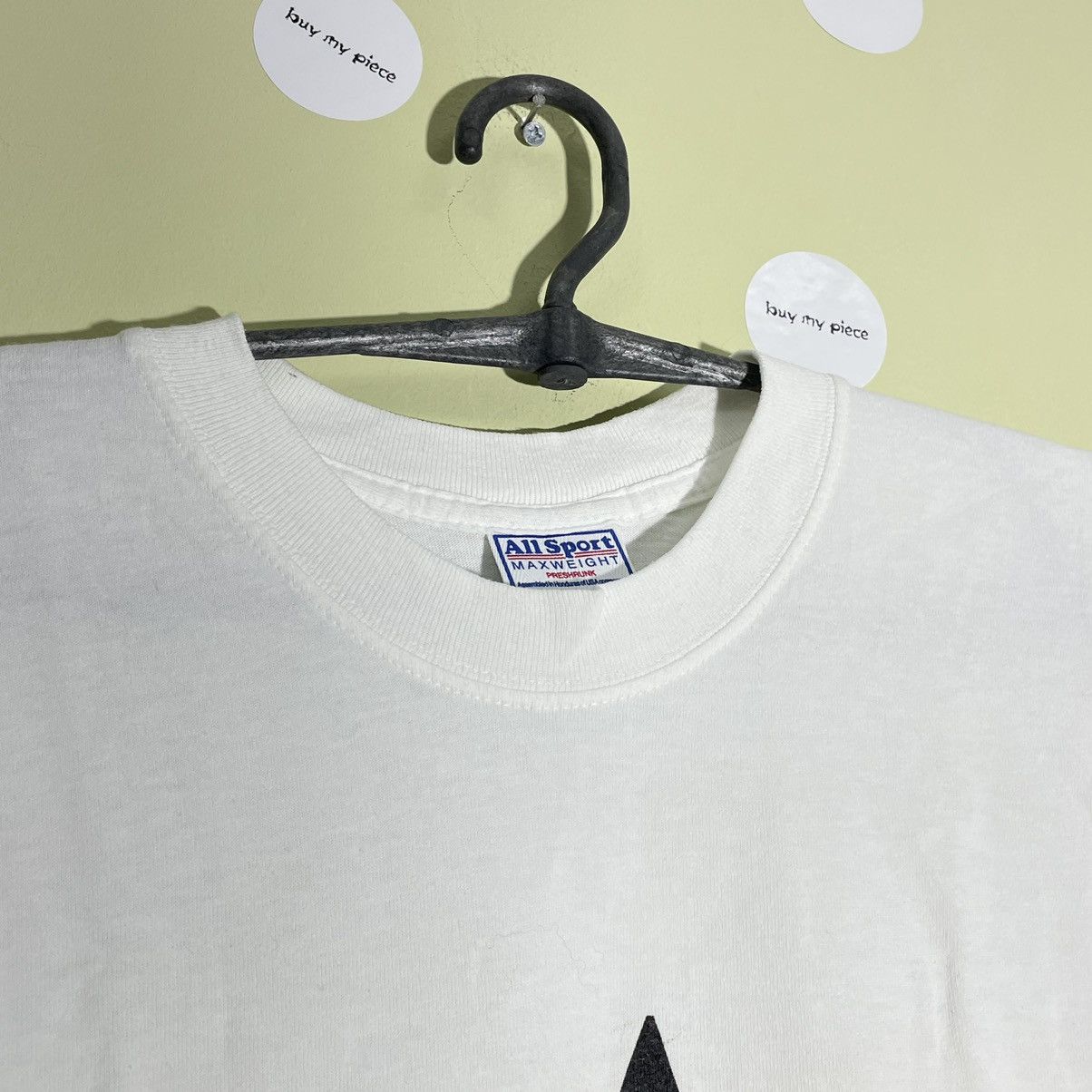Vintage Vintage 90s LA Los Angeles Graphic Logo Tee White Denim L Size US L / EU 52-54 / 3 - 5 Thumbnail