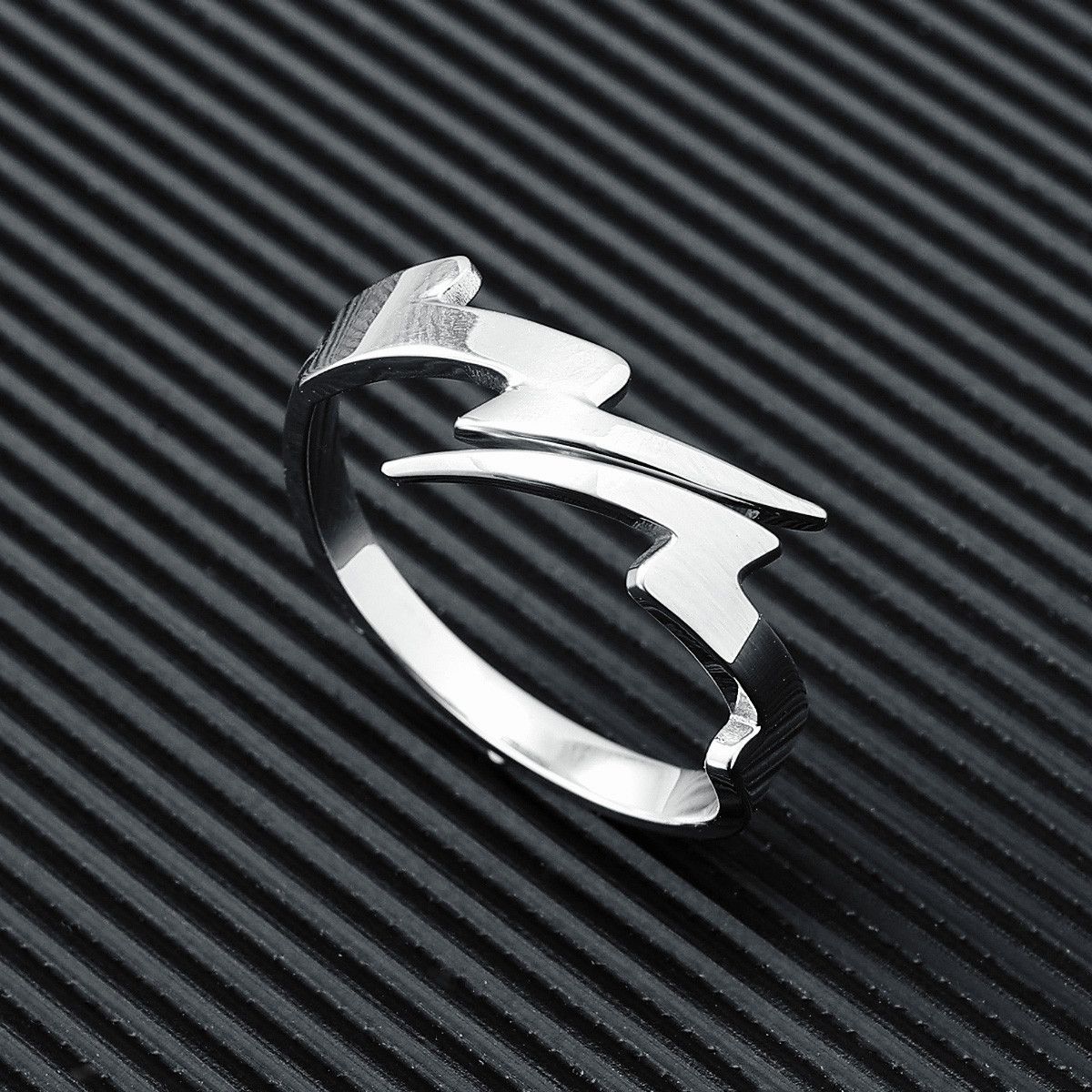 Jewelry Lightning Rock Ring Size ONE SIZE - 3 Thumbnail