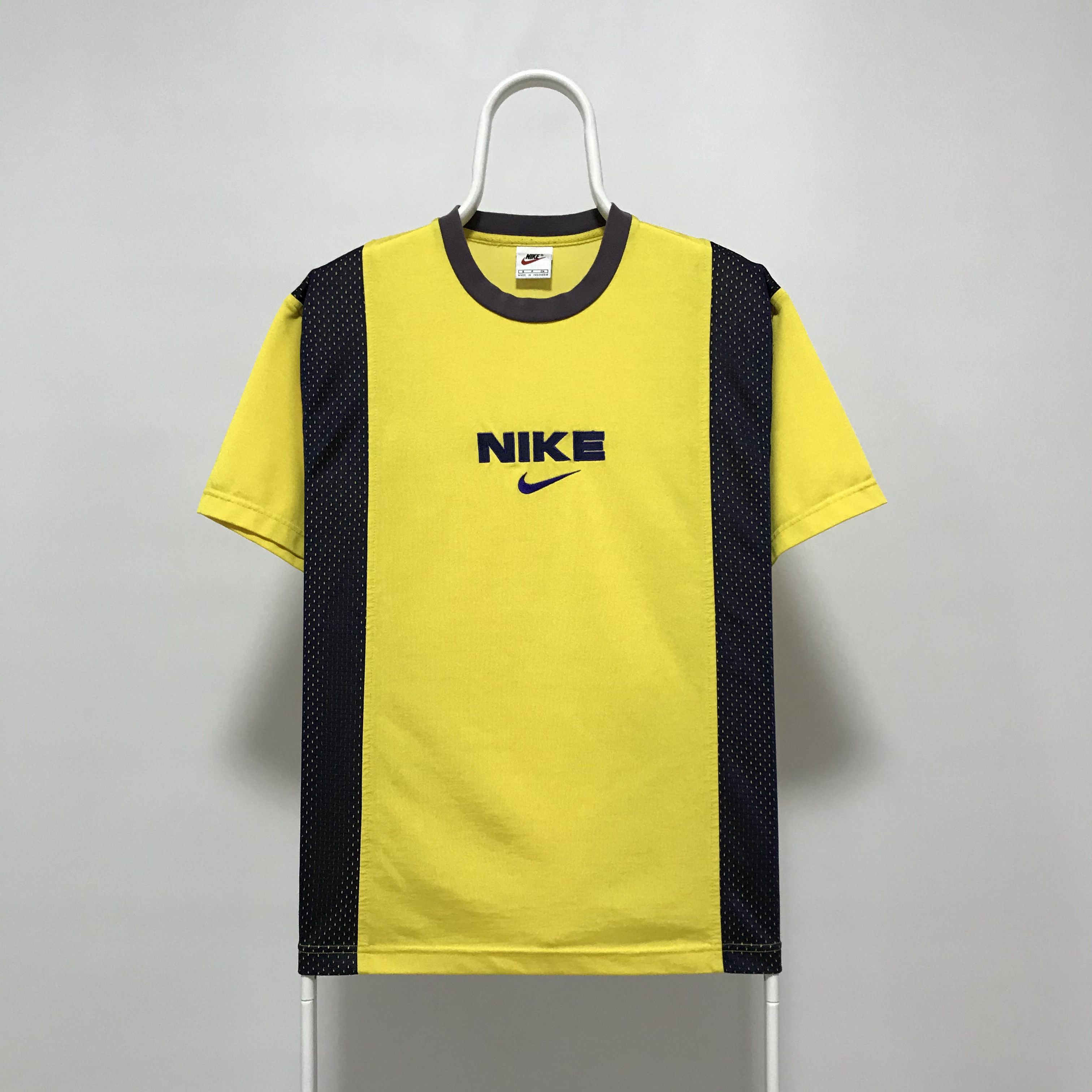 Nike NIKE Vintage T-Shirt Big Logo Tee 90s Rare Swoosh Size US M / EU 48-50 / 2 - 1 Thumbnail