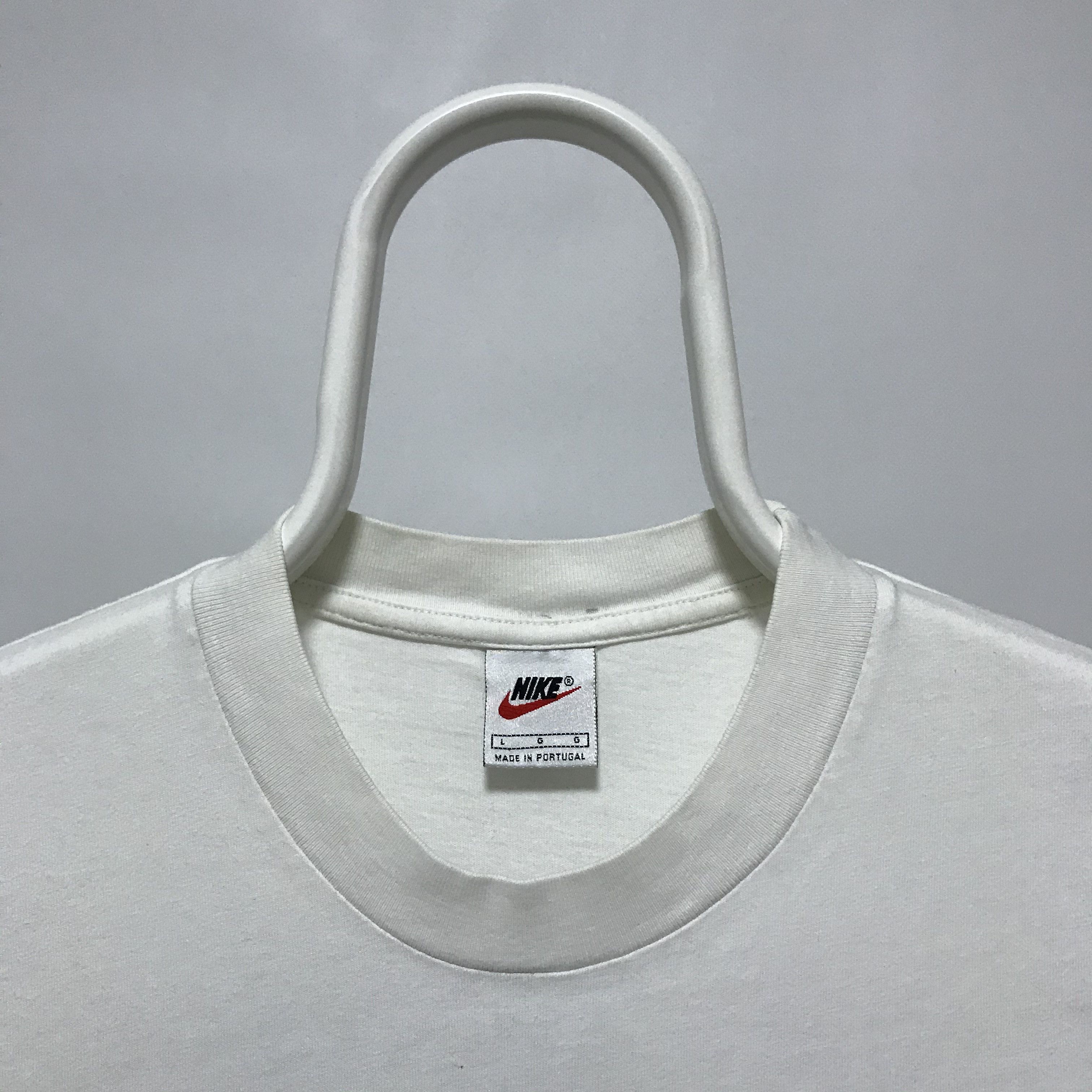 Nike NIKE Vintage T-Shirt Big Logo Tee 90s Rare Swoosh Size US L / EU 52-54 / 3 - 4 Thumbnail