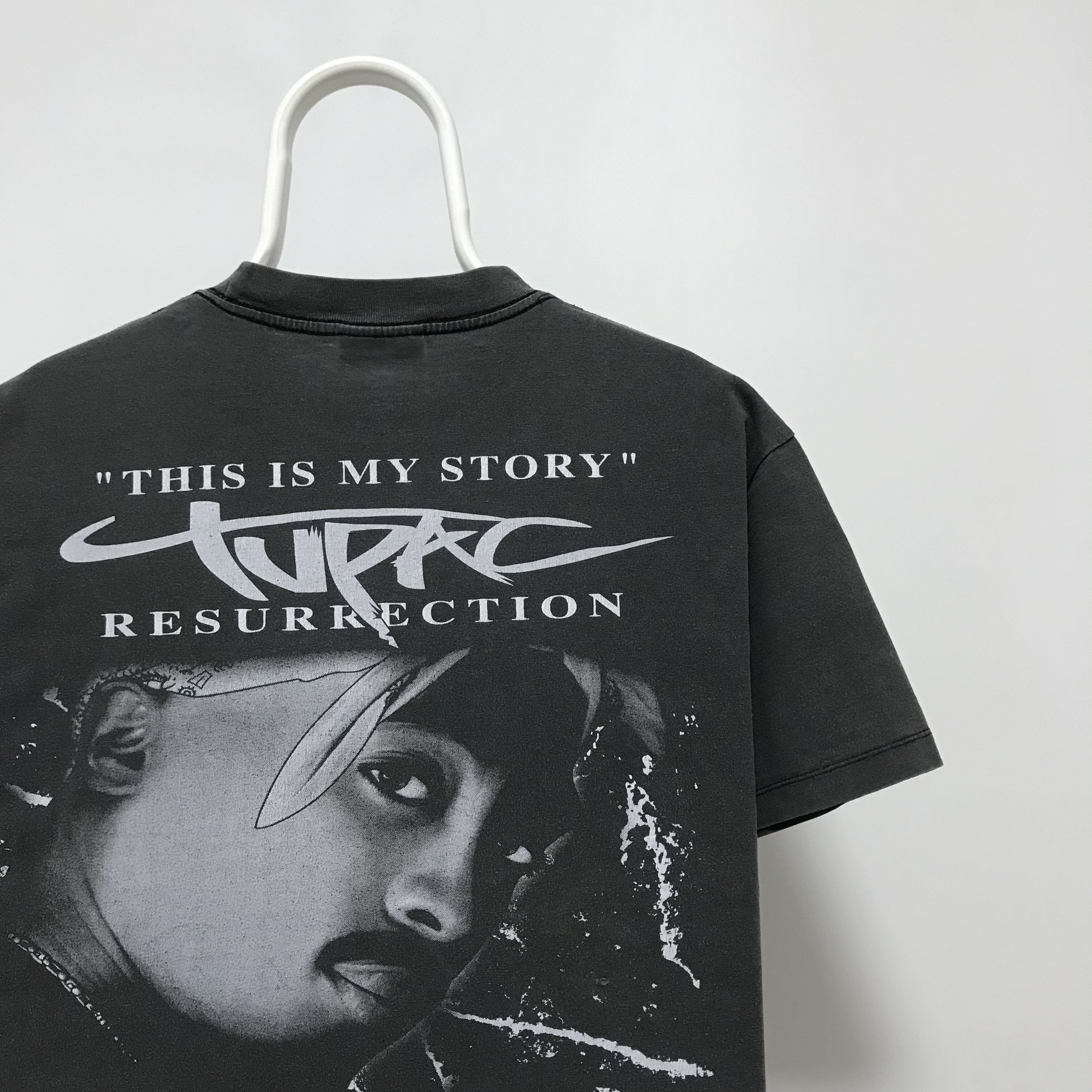 Band Tees 2PAC TUPAC SHAKUR Vintage T-Shirt Rap Tee Band 90s Makaveli Size US L / EU 52-54 / 3 - 4 Thumbnail