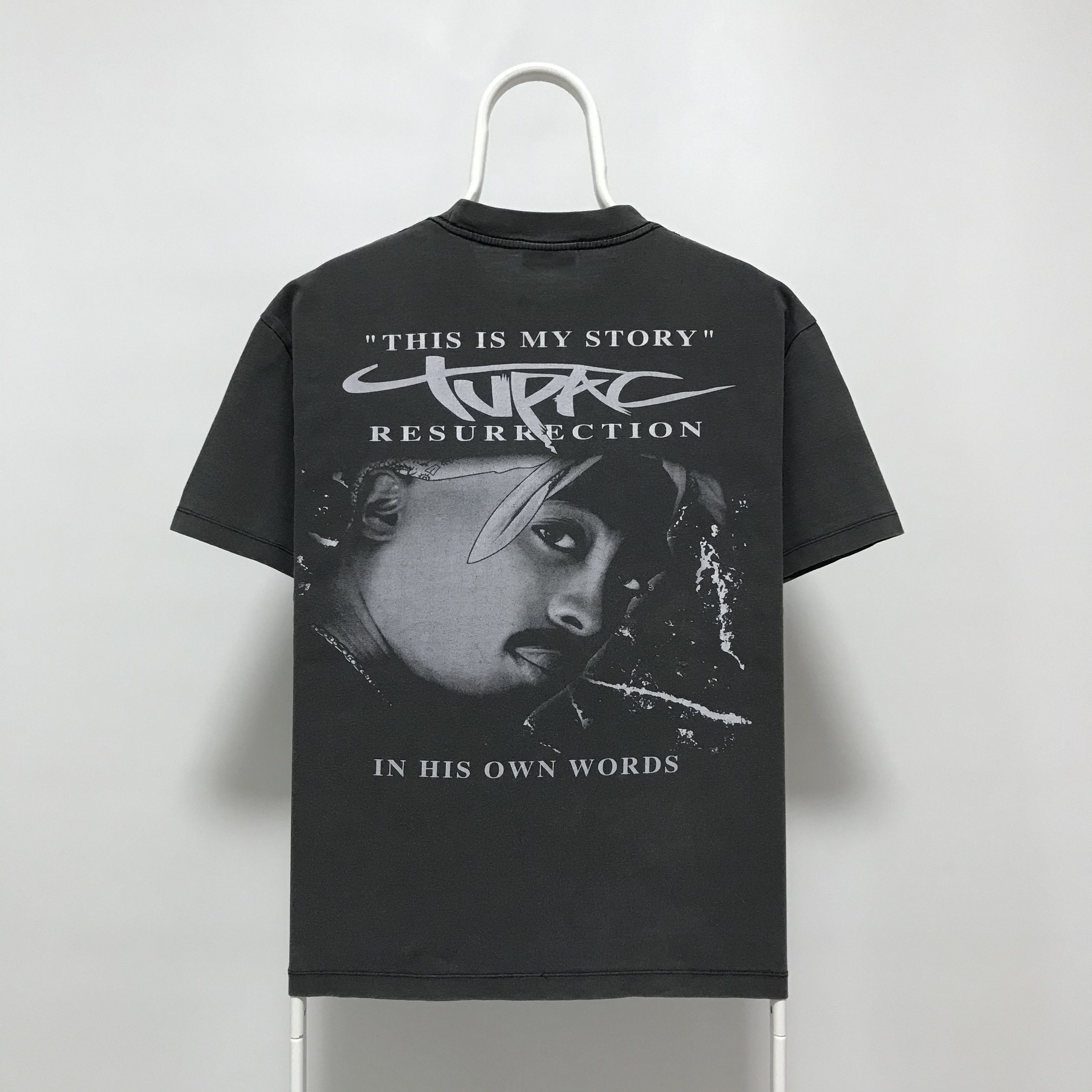 Band Tees 2PAC TUPAC SHAKUR Vintage T-Shirt Rap Tee Band 90s Makaveli Size US L / EU 52-54 / 3 - 2 Thumbnail