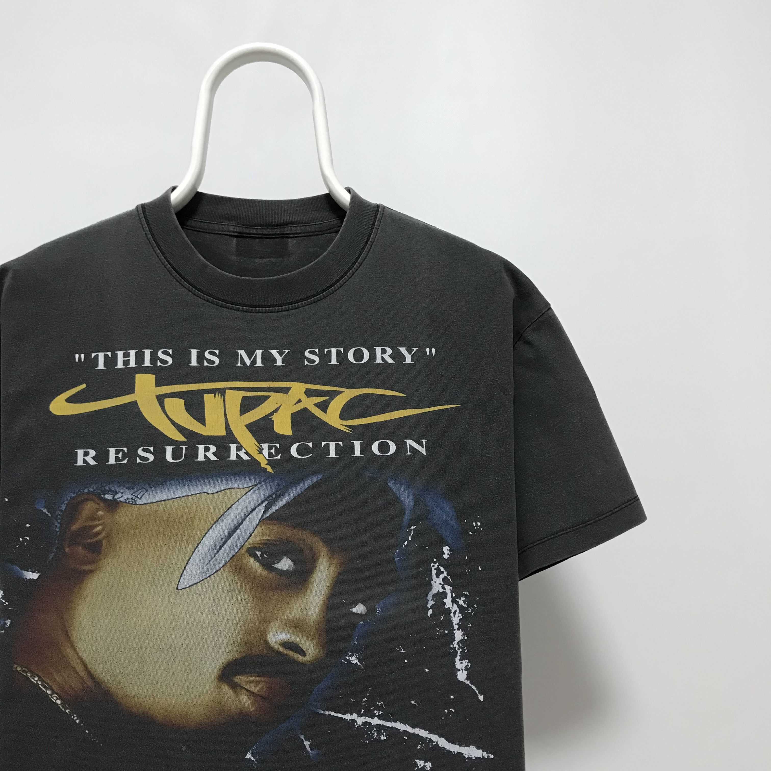 Band Tees 2PAC TUPAC SHAKUR Vintage T-Shirt Rap Tee Band 90s Makaveli Size US L / EU 52-54 / 3 - 3 Thumbnail
