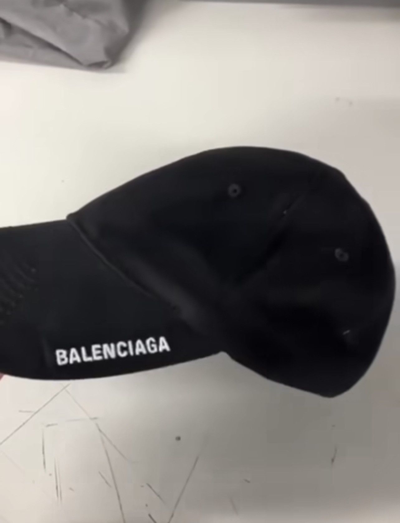 Balenciaga 🔥HOT🔥Balenciaga LED Cap Size ONE SIZE - 1 Thumbnail