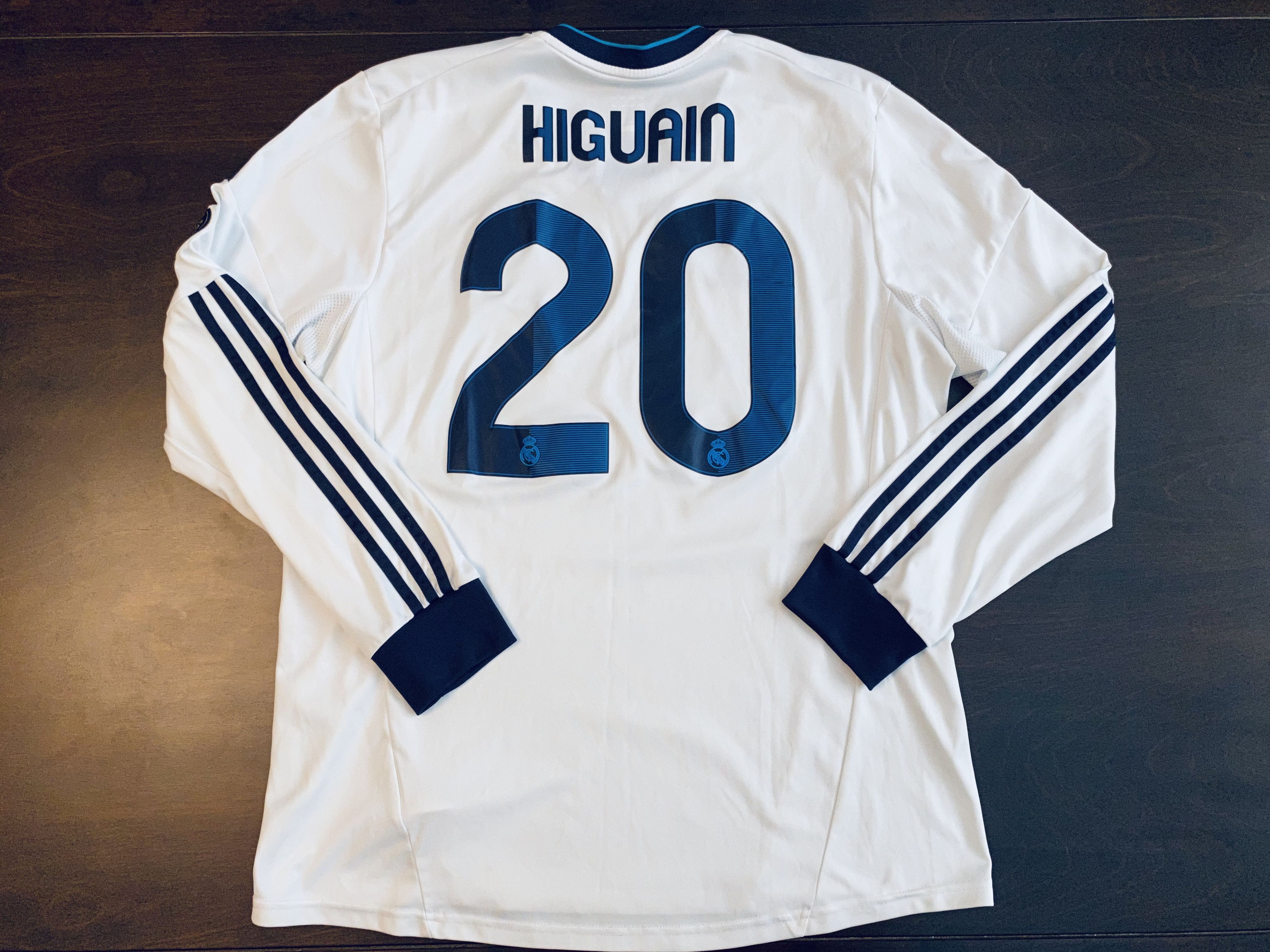 2012-2013 - Real Madrid Jersey - Higuaín - Longsleeves