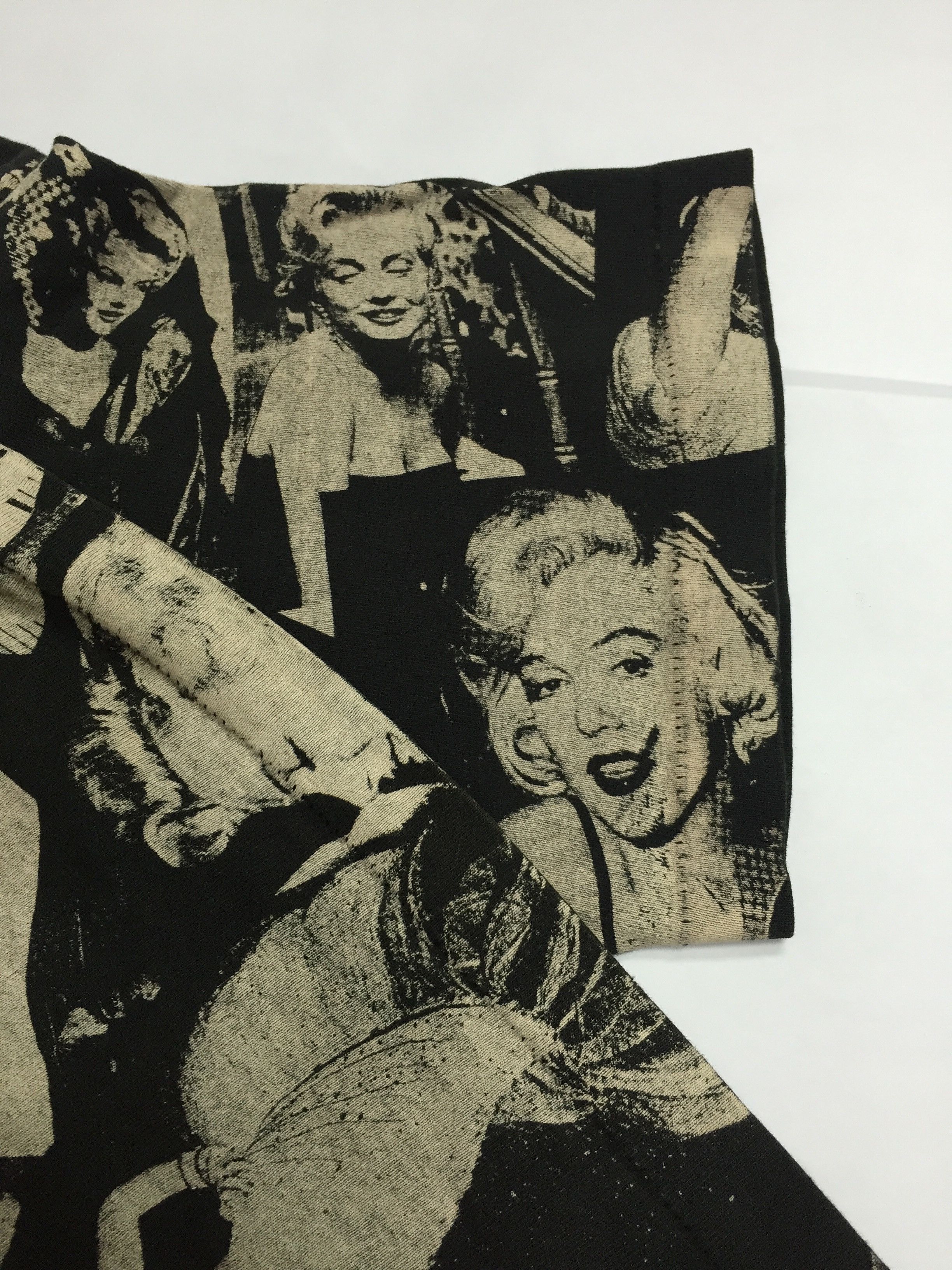 Vintage 90's Marilyn Monroe All Over Print Size US XL / EU 56 / 4 - 5 Thumbnail