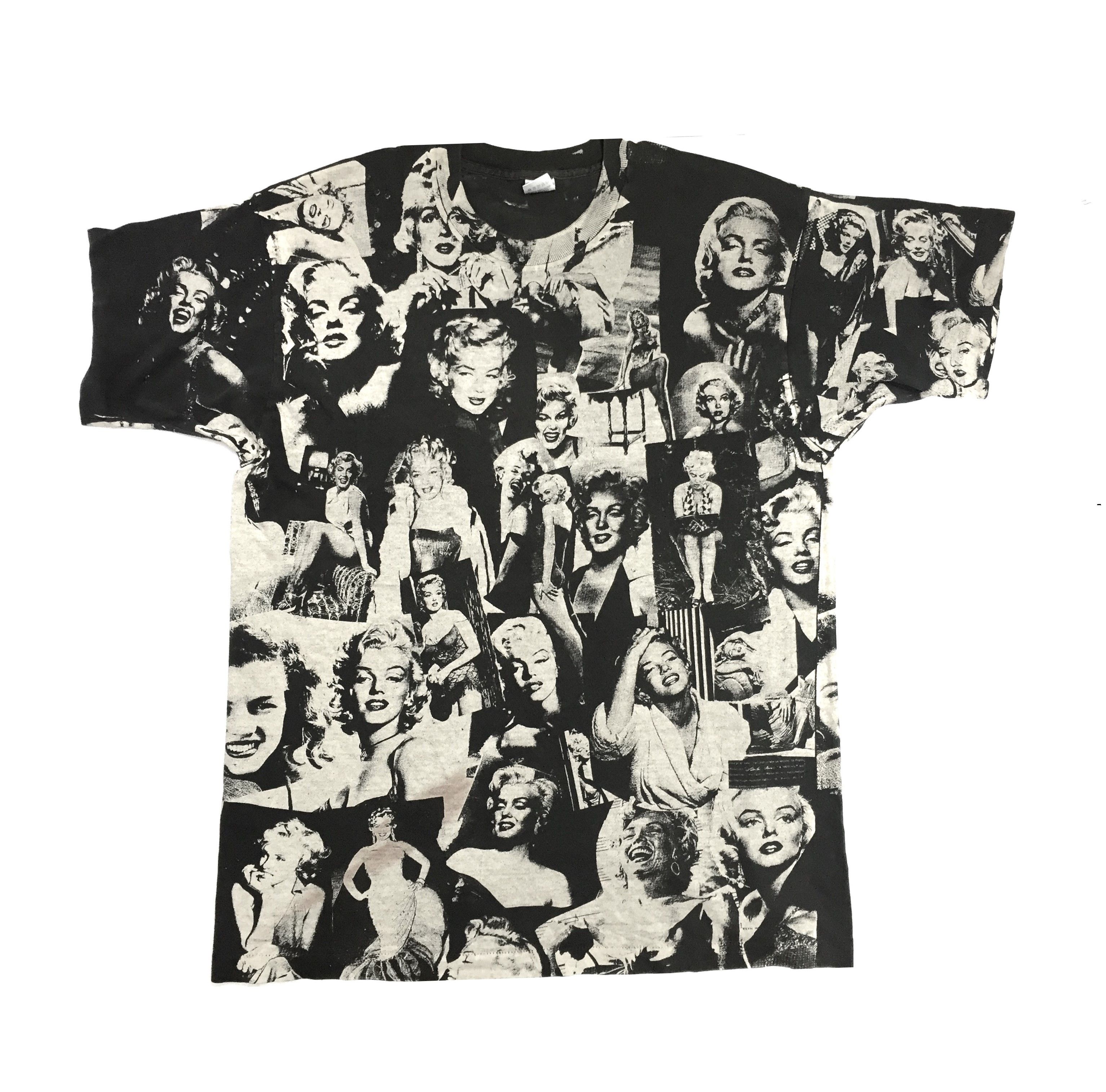 Vintage popular 1998 Marilyn Monroe All Over Print T-Shirt (L)