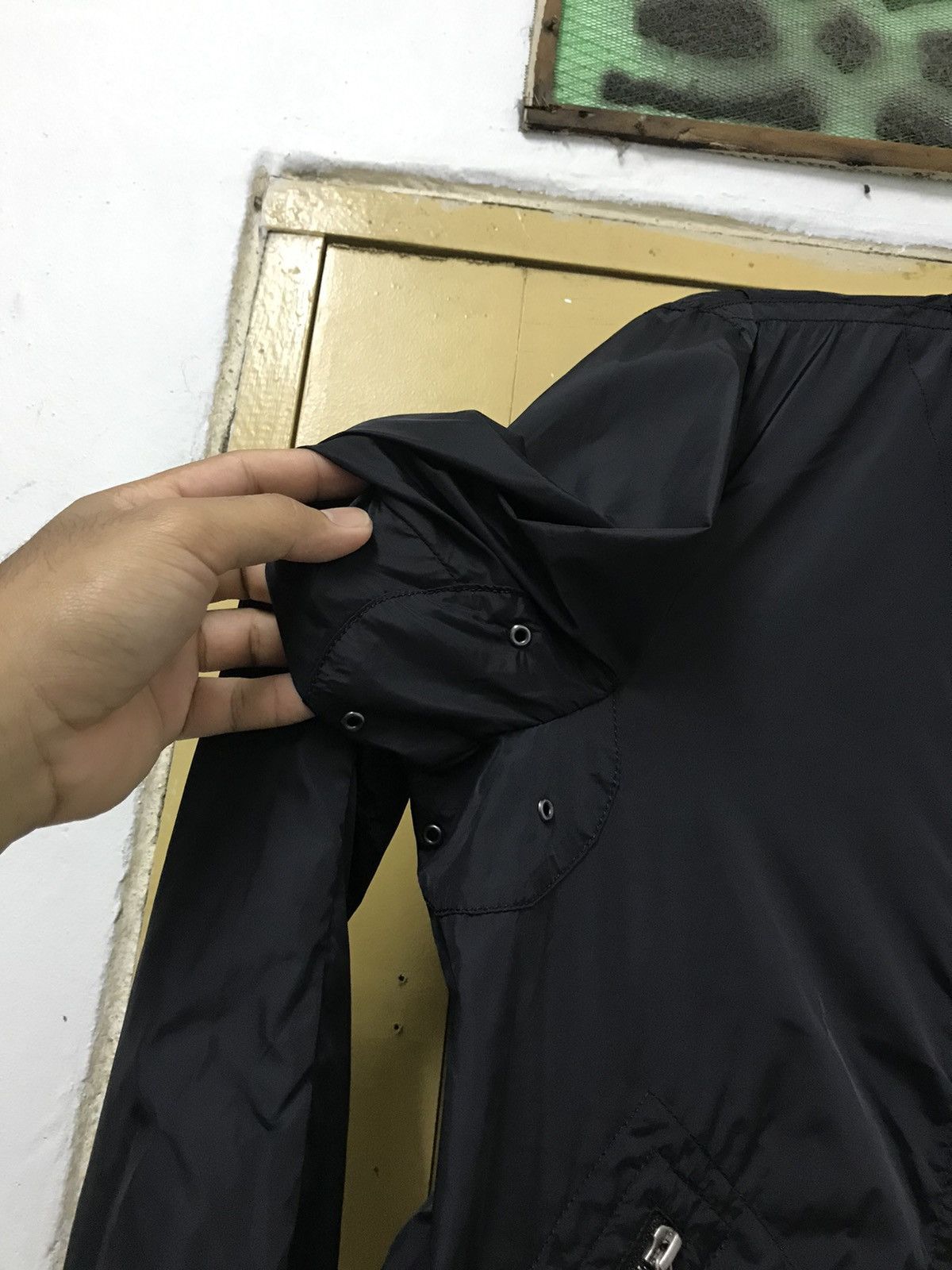 Burberry Vintage Burberry Bondage Nylon Light Jacket Black Size L / US 10 / IT 46 - 10 Thumbnail