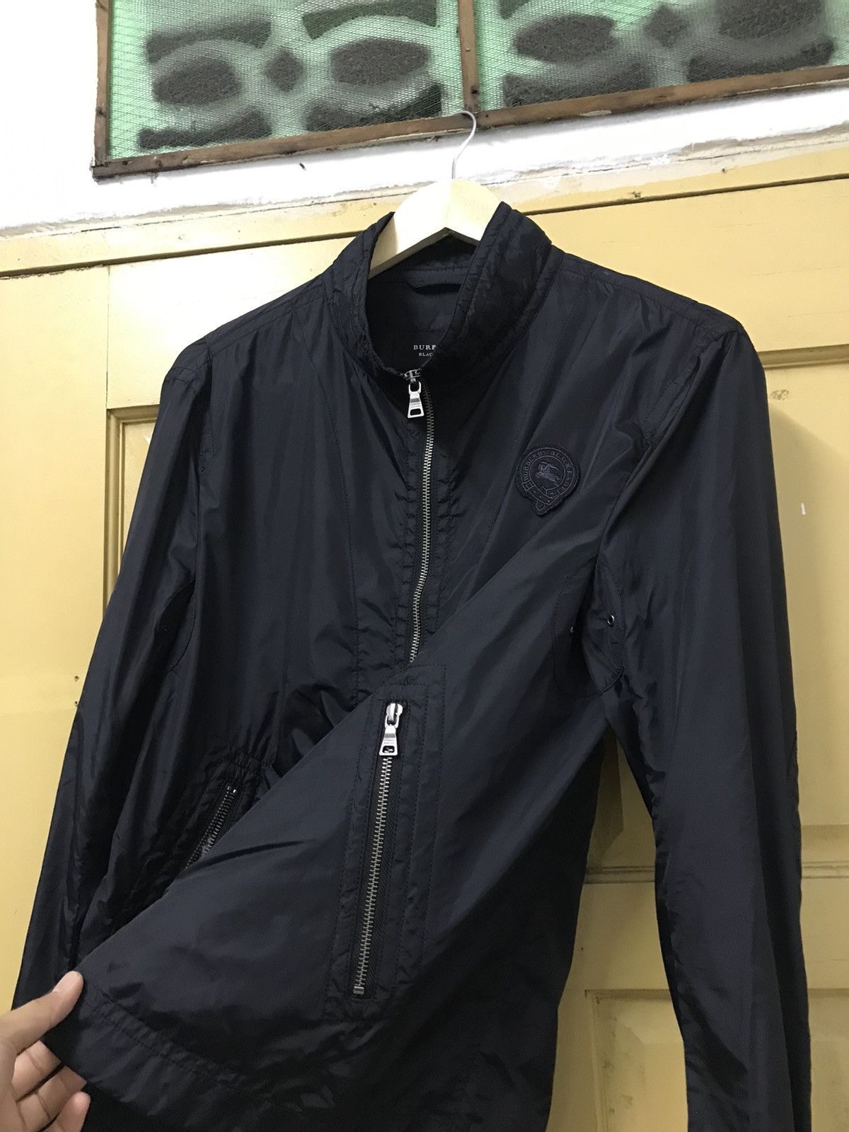 Burberry Vintage Burberry Bondage Nylon Light Jacket Black Size L / US 10 / IT 46 - 13 Thumbnail