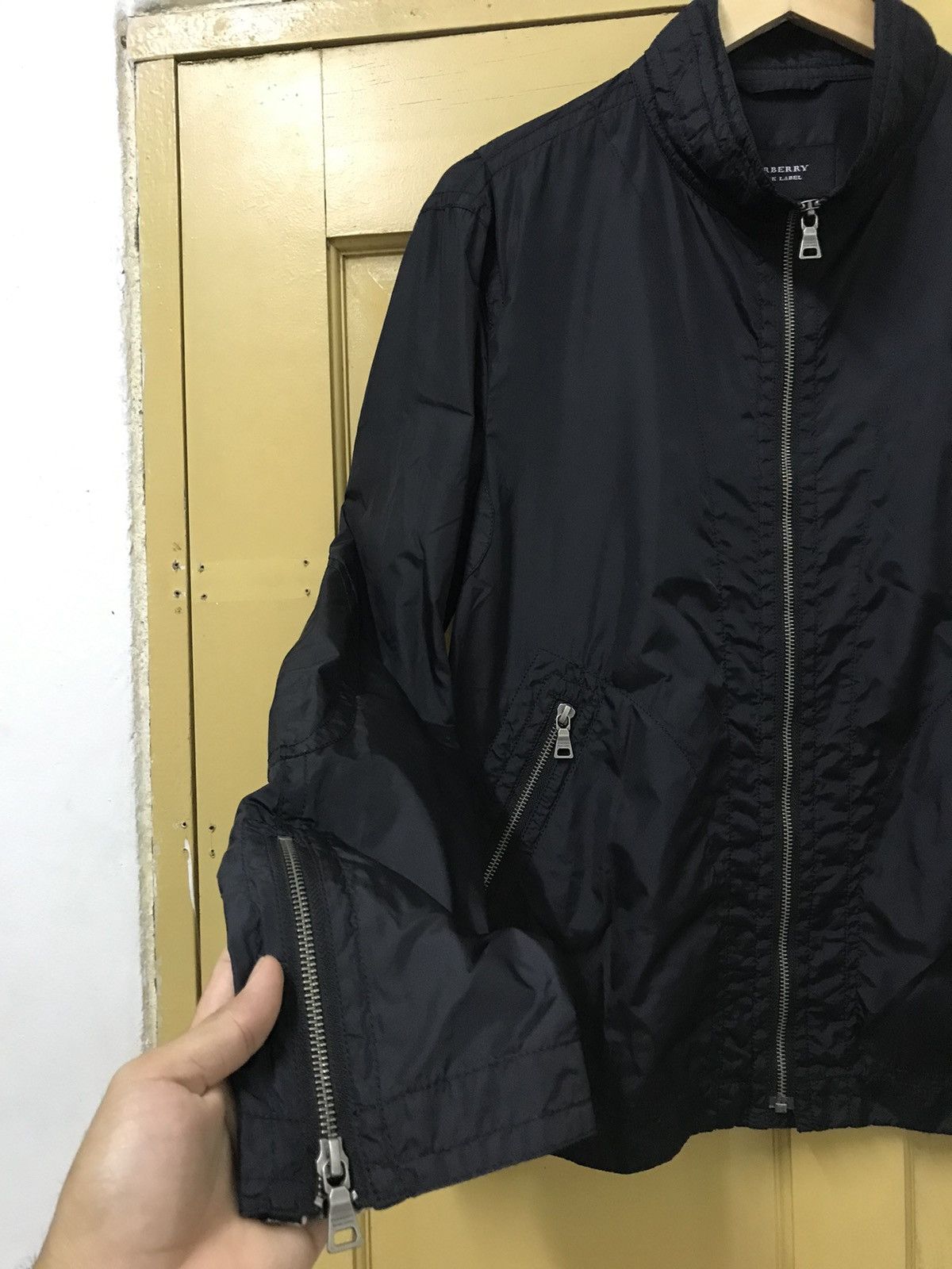 Burberry Vintage Burberry Bondage Nylon Light Jacket Black Size L / US 10 / IT 46 - 6 Thumbnail