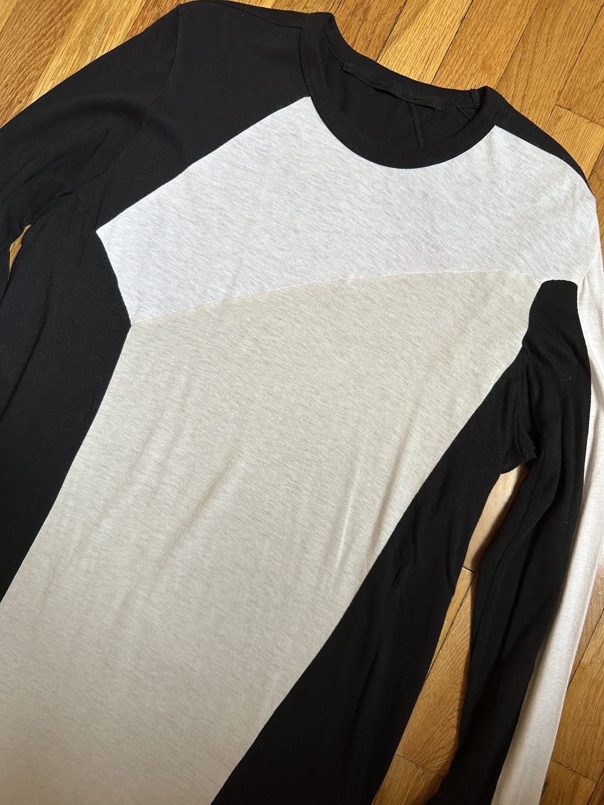Julius Geometric Cut Long Sleeve Shirt Cashmere JP3 Size US L / EU 52-54 / 3 - 2 Thumbnail