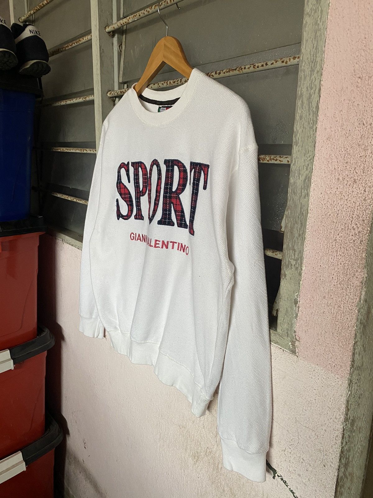 Designer × Gianni Valentino Gianni Valentino Sport Spellout Crewneck Size L / US 10 / IT 46 - 4 Thumbnail