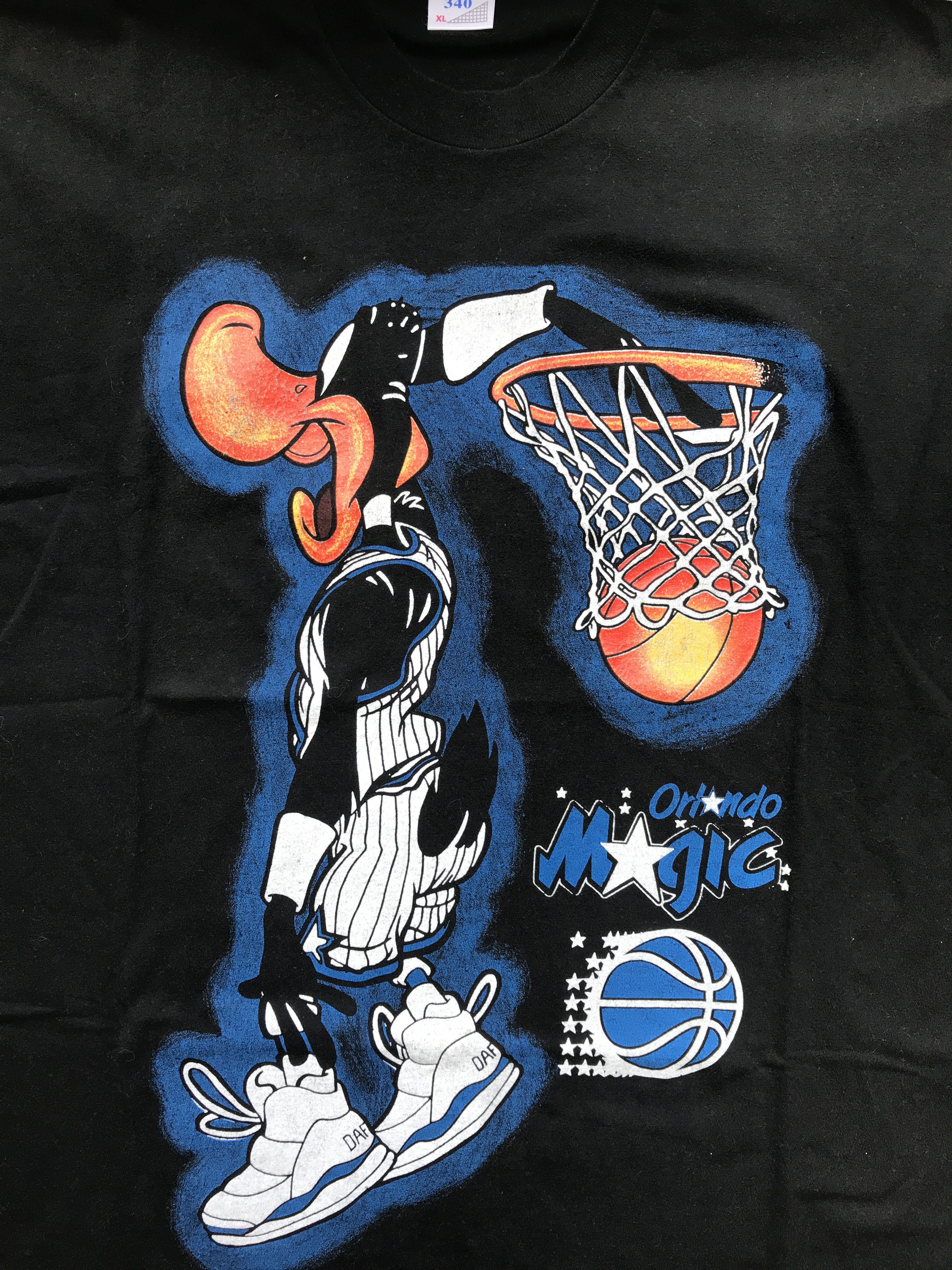 Jerzees Vintage Daffy Duck Looney Tunes Orlando Magic Size US XL / EU 56 / 4 - 2 Thumbnail