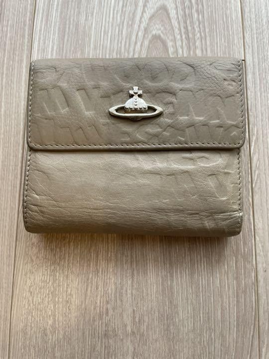 Pre-owned Vivienne Westwood Orb Leather Wallet In Cream