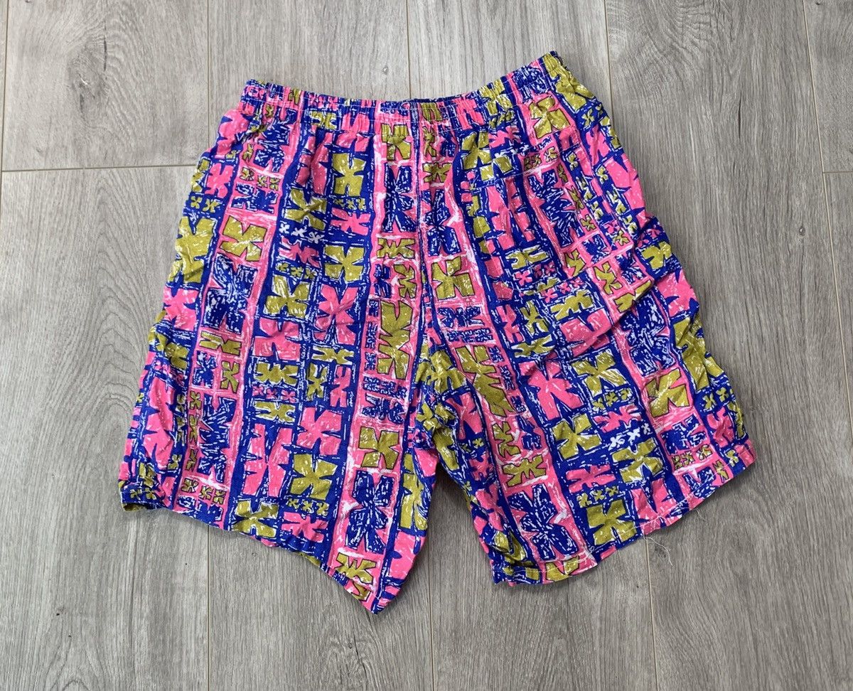 Vintage TRUE vintage 80s /90s made in Canada patterned short shorts Size US 30 / EU 46 - 2 Thumbnail