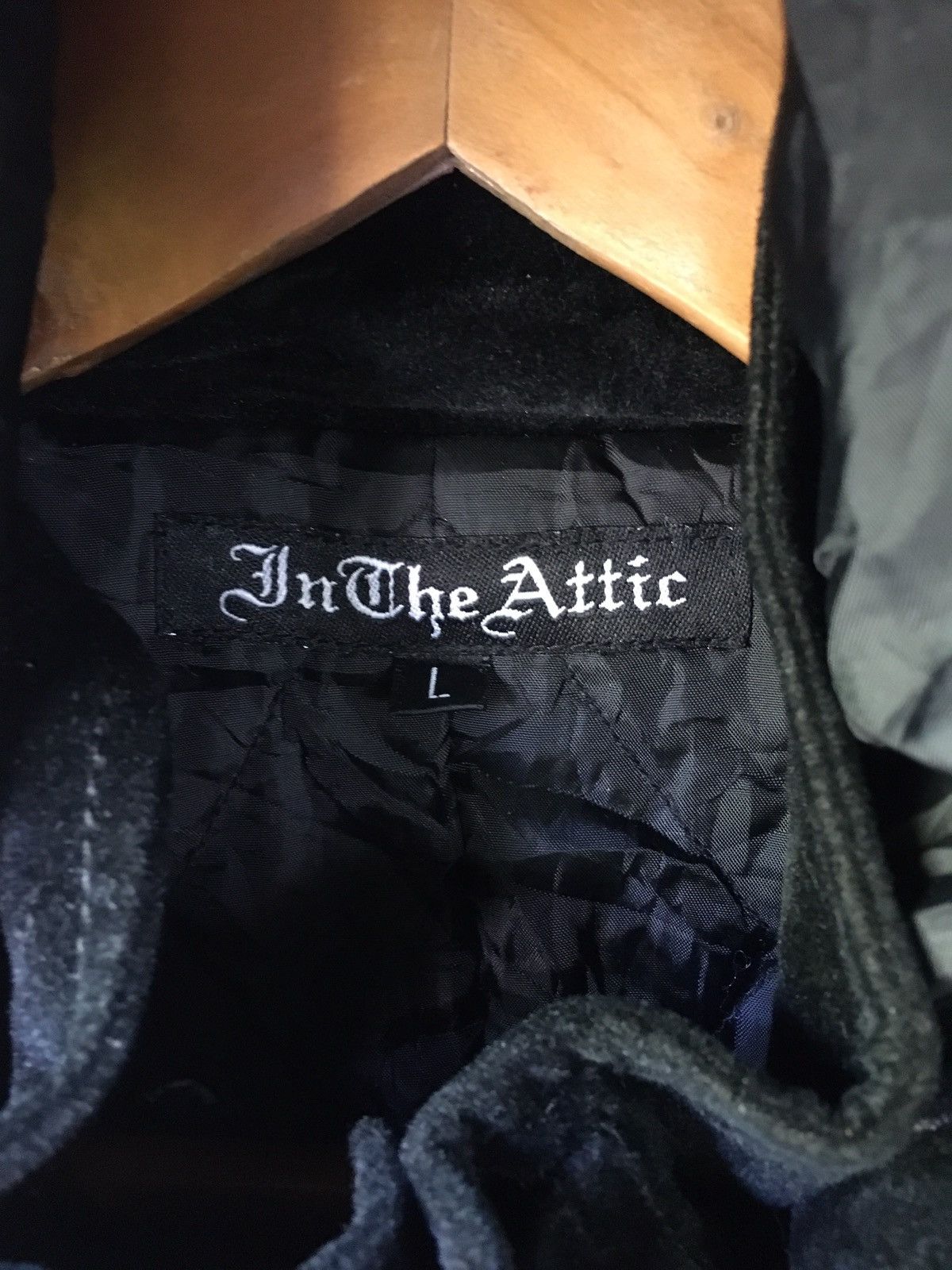 In The Attic × Japanese Brand 🛫🔥In The Attic Valvet Hoodie Jacket🔥✈️ Size US L / EU 52-54 / 3 - 5 Thumbnail