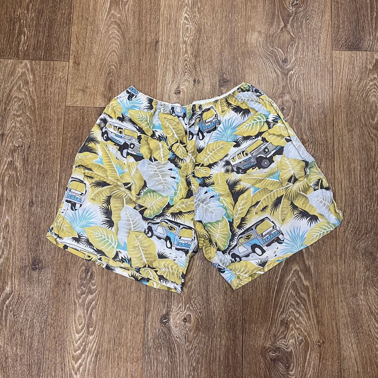 Vintage Vintage 90s Shorts Art Streetwear Summer Kanye 28 Size US 28 / EU 44 - 1 Thumbnail