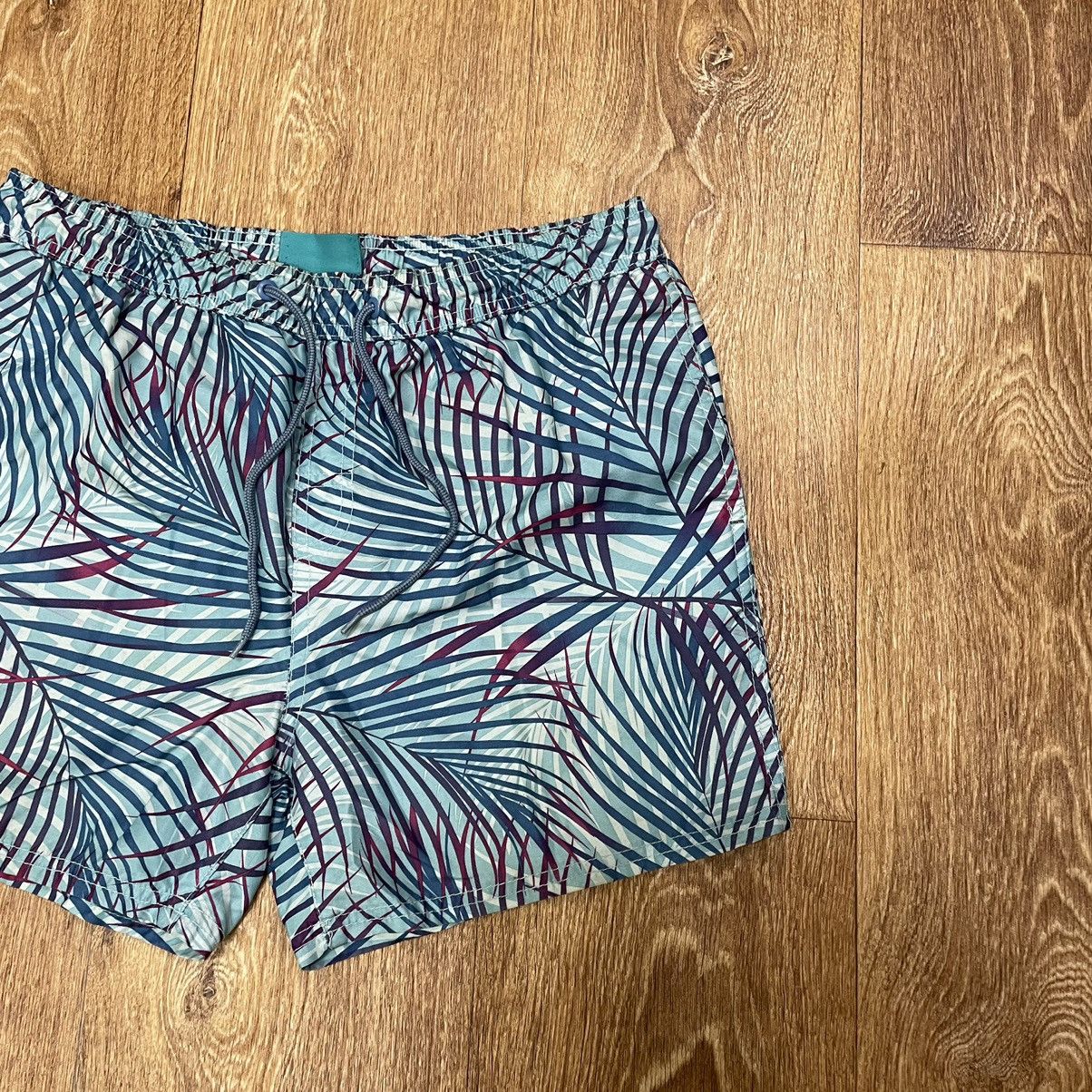 Vintage Vintage 90s Geometric All Over Print Shorts Streetwear 33 Size US 33 - 3 Thumbnail