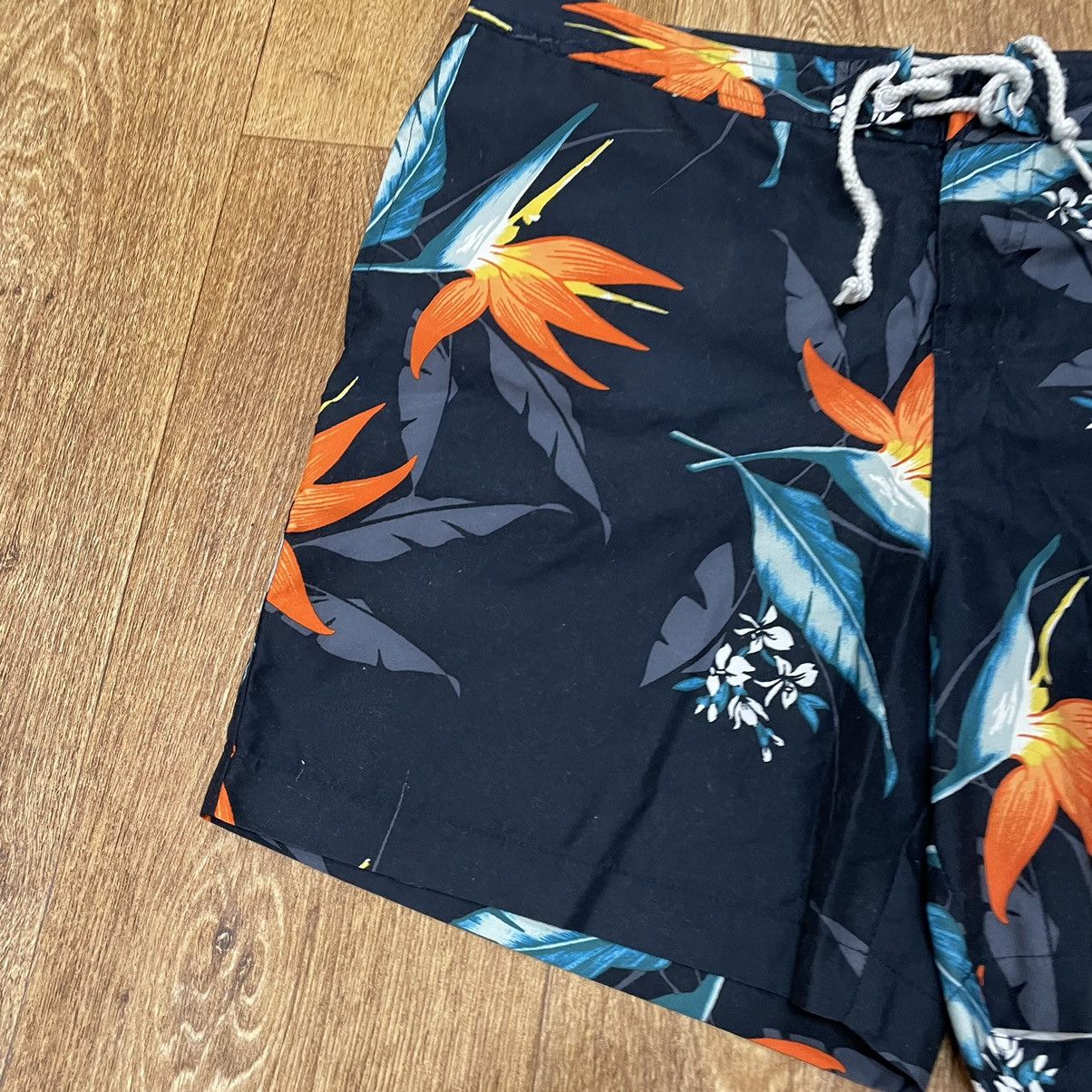 Vintage Vintage 90s All Over Print Shorts Streetwear Rave Boxy 35 Size US 35 - 2 Thumbnail