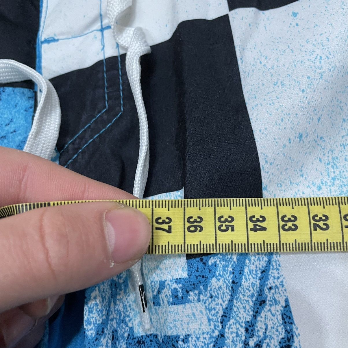 Vintage Vintage 90s Patchwork Baggy Shorts Skate Streetwear Faded 32 Size US 32 / EU 48 - 5 Thumbnail