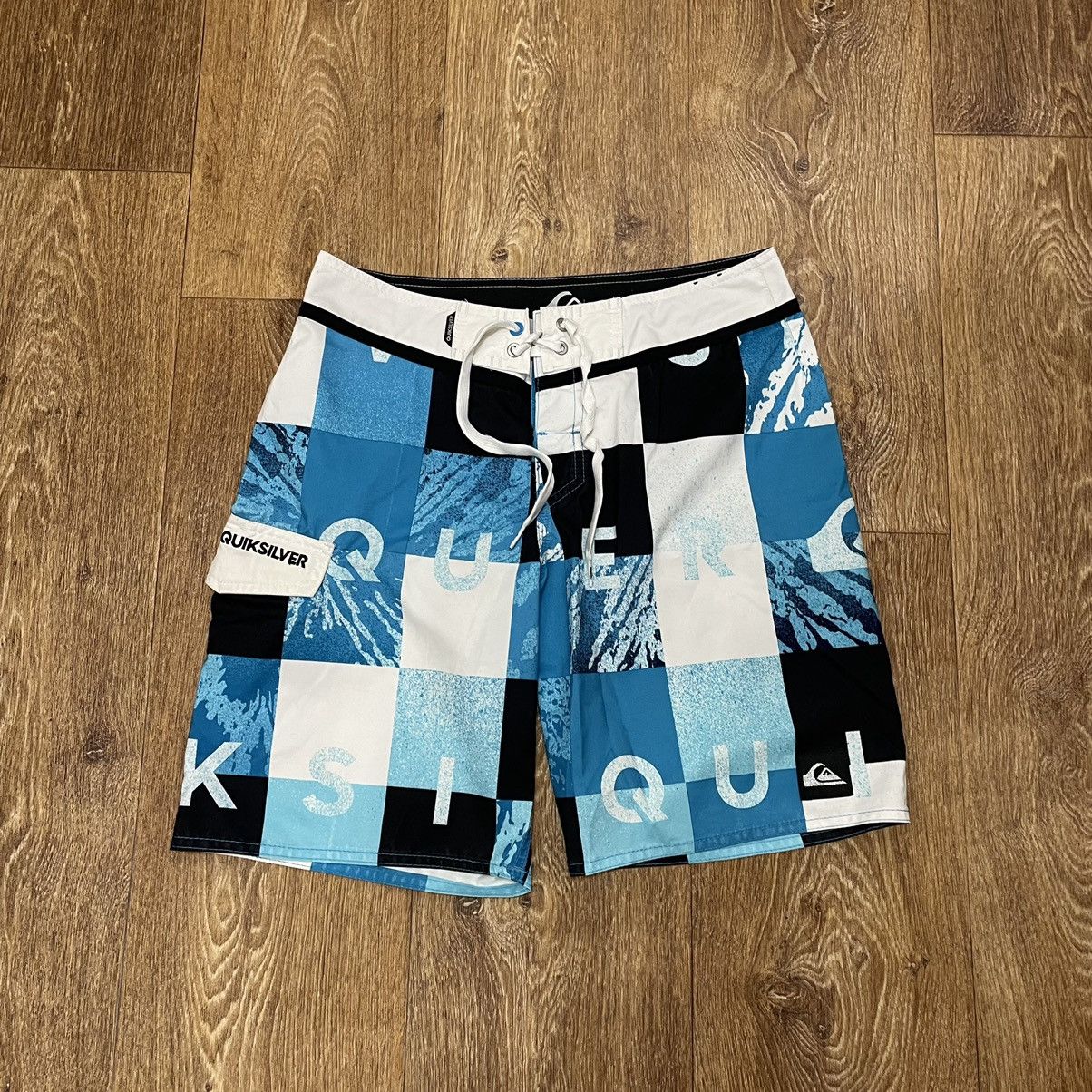 Vintage Vintage 90s Patchwork Baggy Shorts Skate Streetwear Faded 32 Size US 32 / EU 48 - 1 Thumbnail