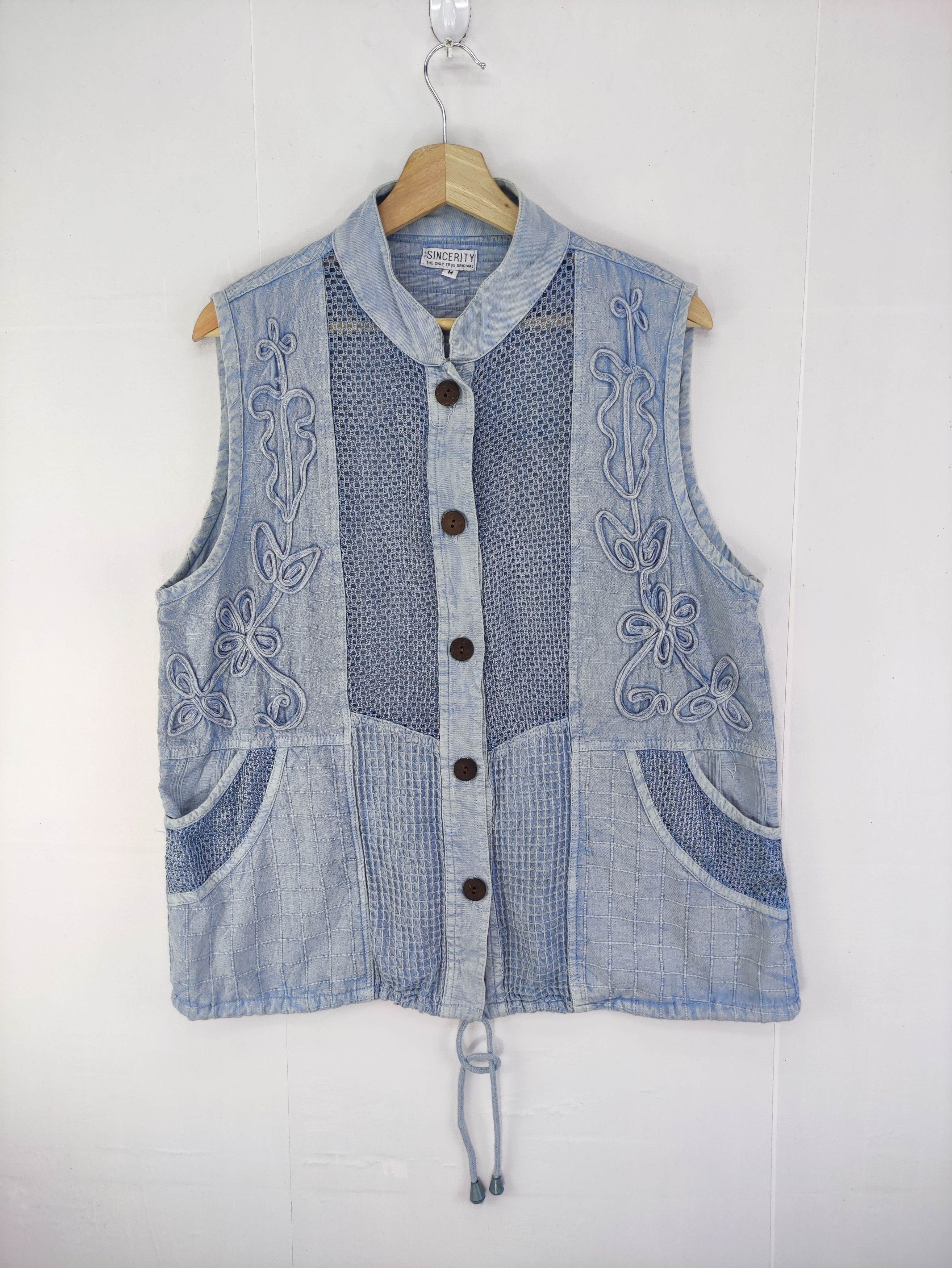 Japanese Brand Vintage Sincerity Vest Embroidered Logo Button Up Size US M / EU 48-50 / 2 - 1 Thumbnail