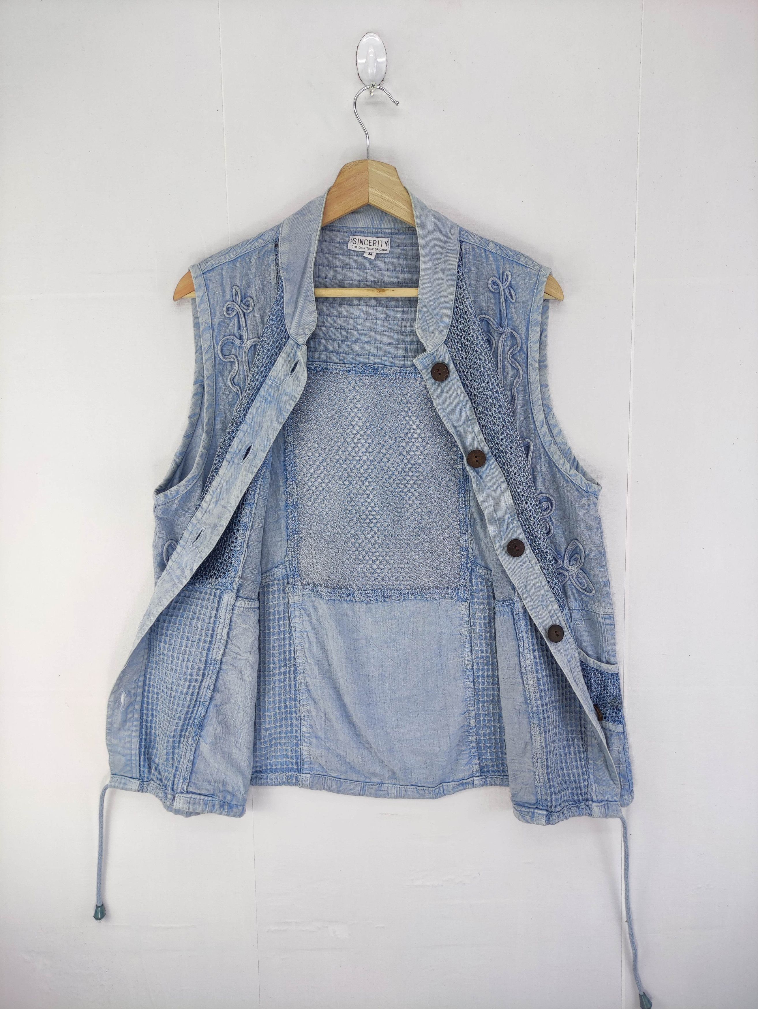 Japanese Brand Vintage Sincerity Vest Embroidered Logo Button Up Size US M / EU 48-50 / 2 - 3 Thumbnail
