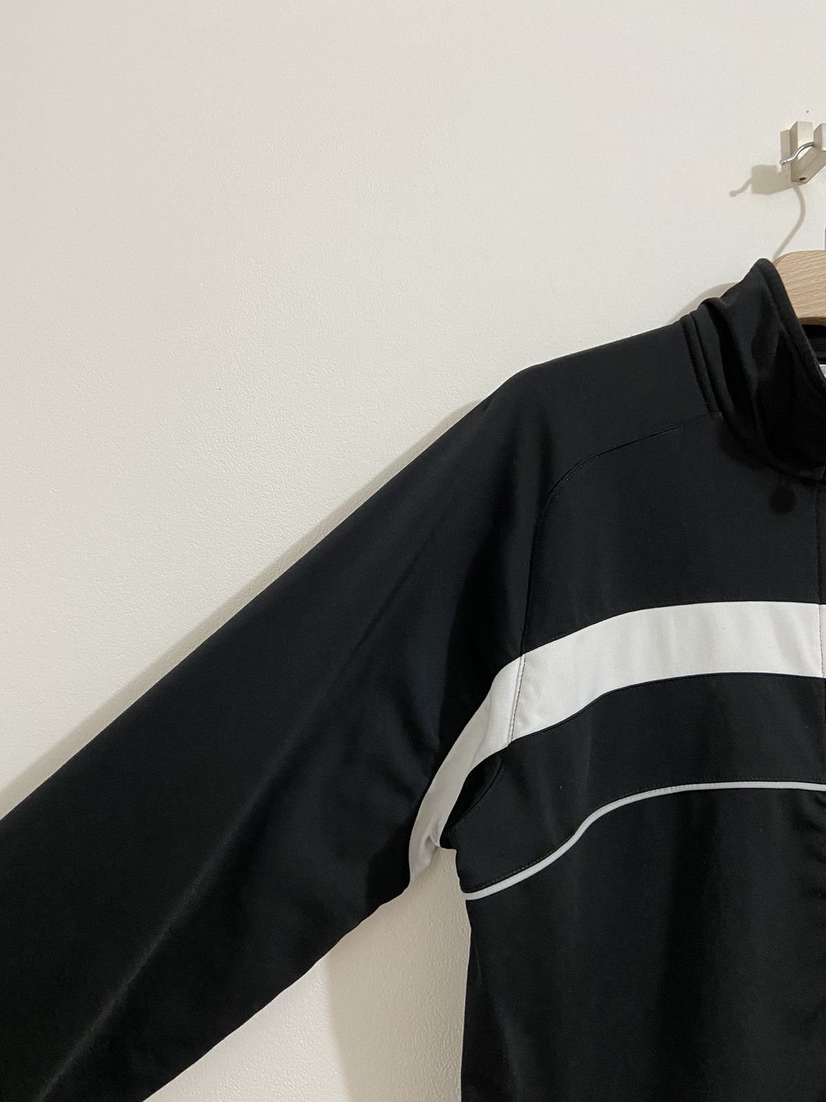 Vintage Nike Vintage Track Top logo Size US M / EU 48-50 / 2 - 8 Thumbnail