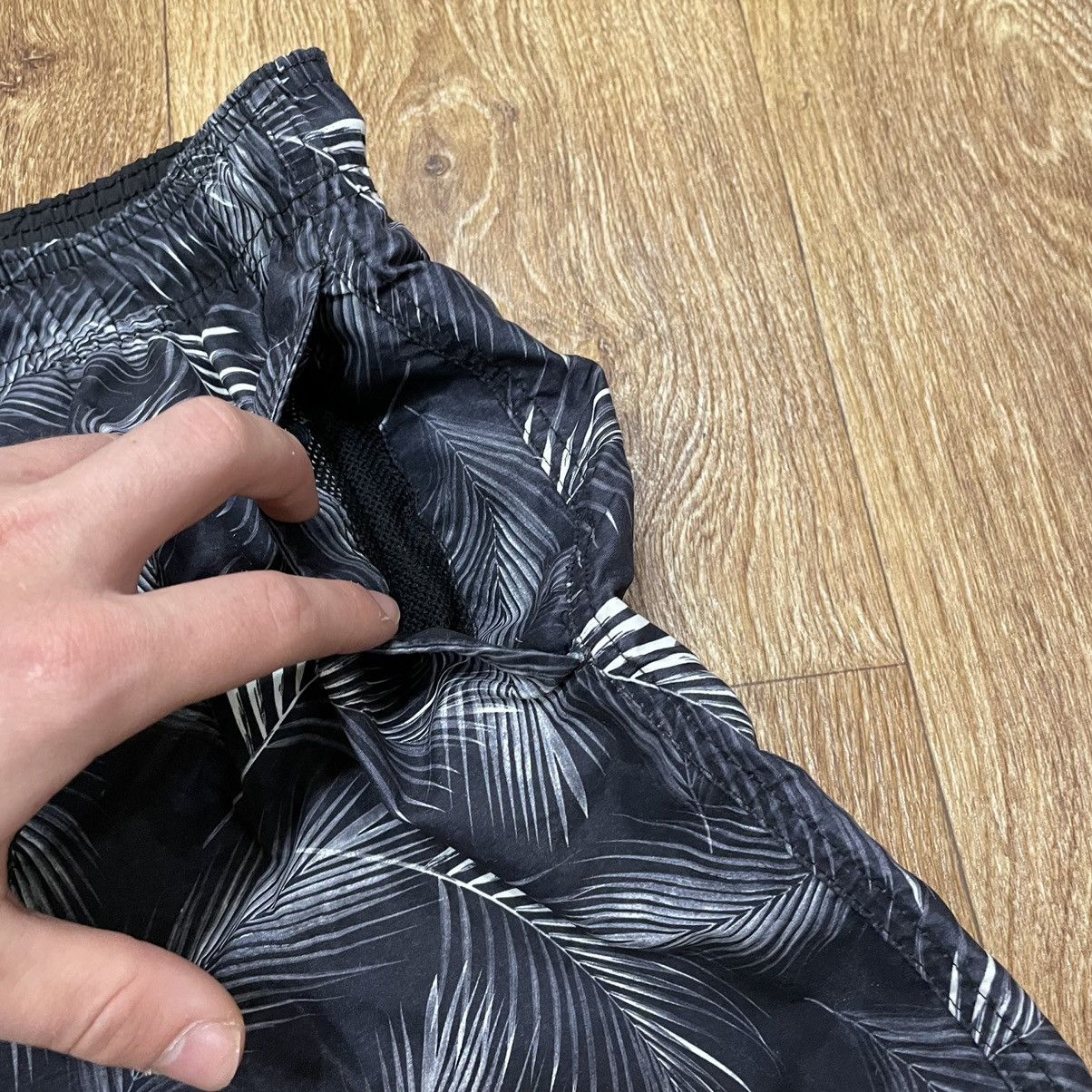 Vintage Vintage 90s Shorts Art Streetwear Summer Kanye 32 Size US 32 / EU 48 - 4 Thumbnail