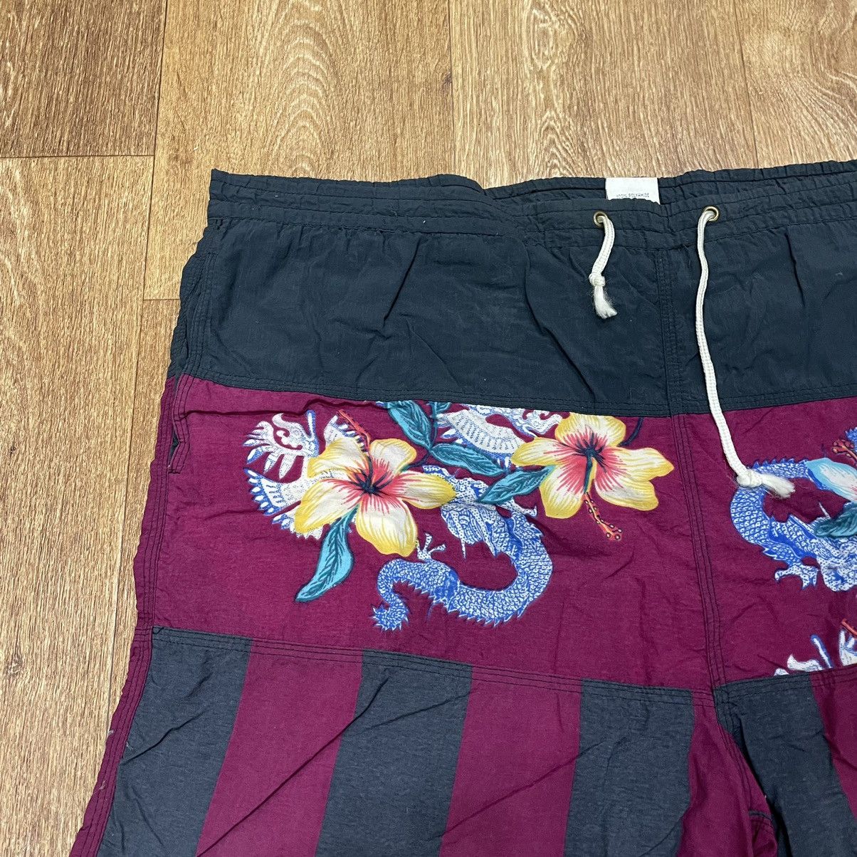 Vintage Vintage 90s Shorts Art Streetwear Summer Kanye 38 Size US 38 / EU 54 - 2 Thumbnail