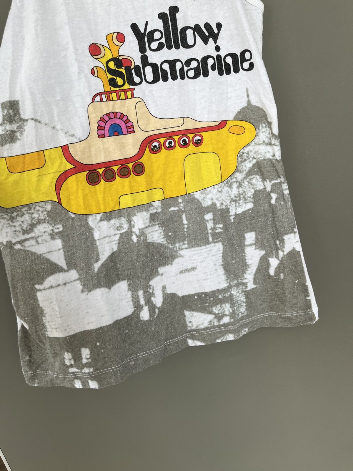 Band Tees BEATLES Yellow Submarine 2013 Tank Top Size US M / EU 48-50 / 2 - 5 Thumbnail
