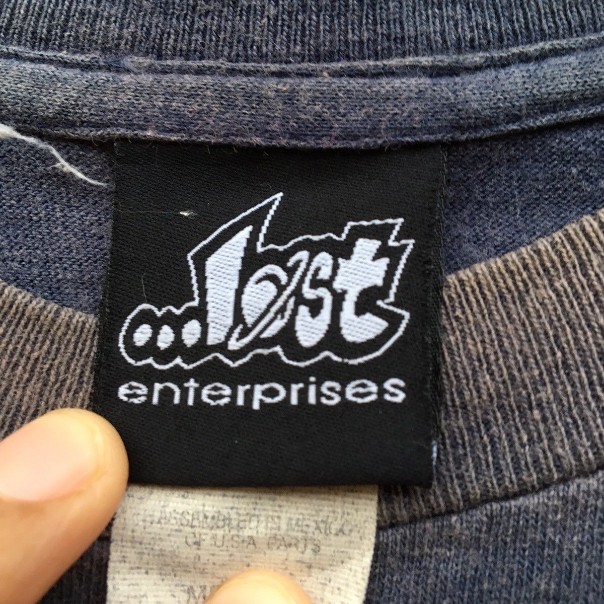 Lost Enterprises Vintage Distressed LOST ENTERPRISES SKATEBOARDING T-shirt Size US S / EU 44-46 / 1 - 6 Thumbnail