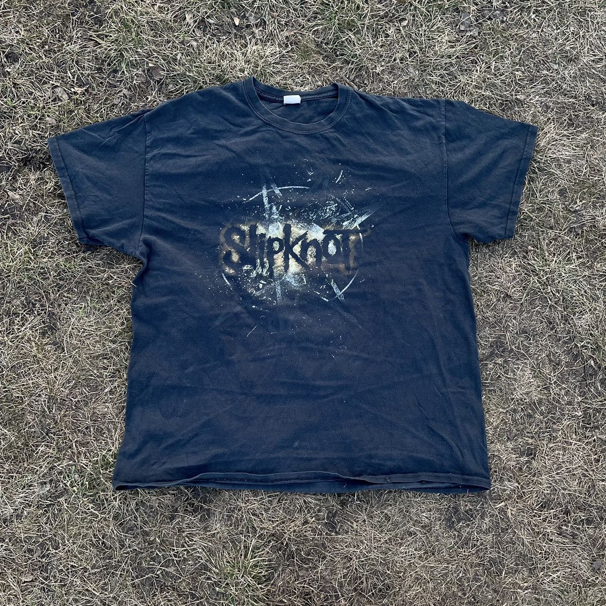 Vintage Vintage 90s Slipknot Sun Faded Thrashed Band Tee Grunge XL Size US XL / EU 56 / 4 - 2 Thumbnail