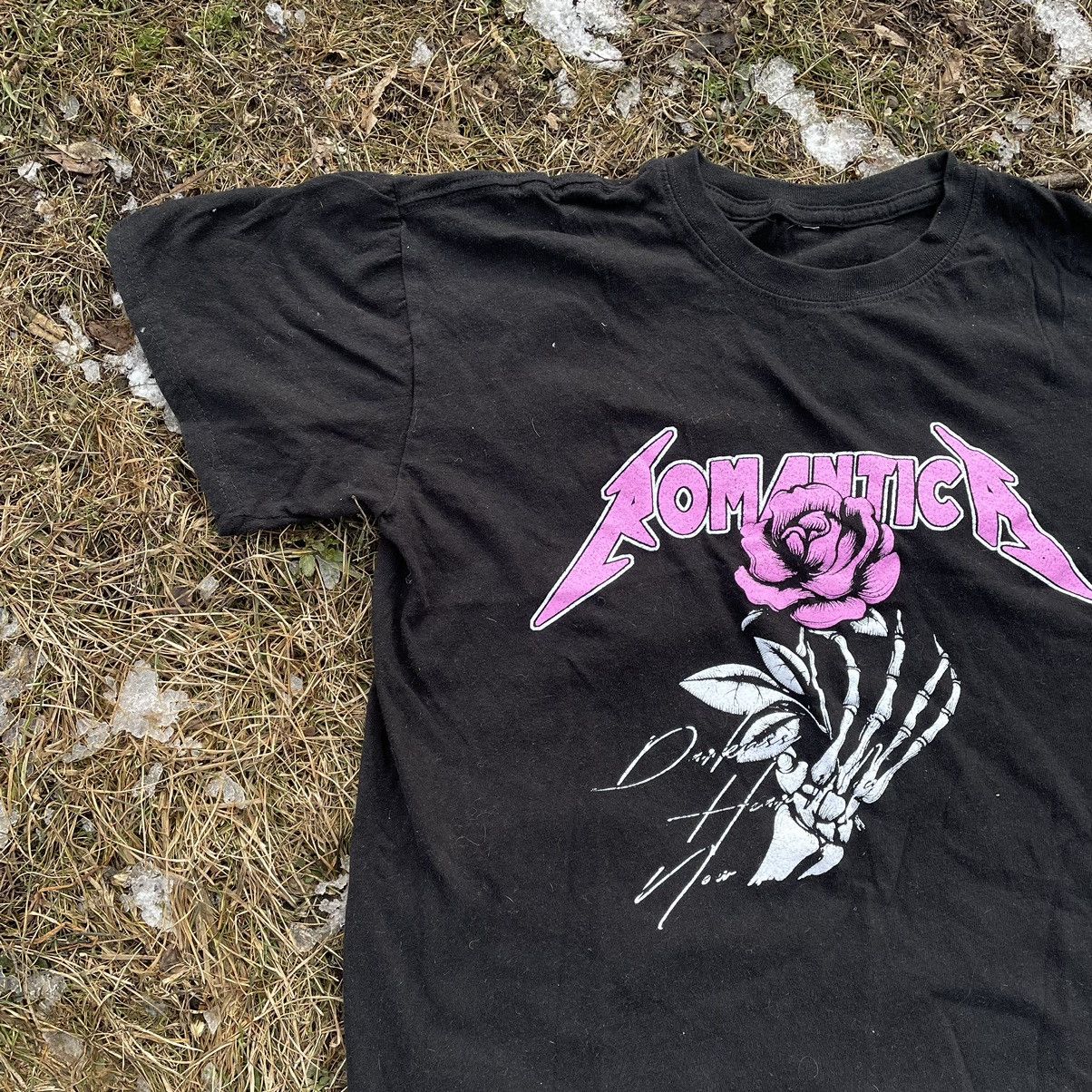 Vintage Vintage 90s Romantica Graphic Tee Skull Vamp Goth Grunge S Size US S / EU 44-46 / 1 - 3 Thumbnail