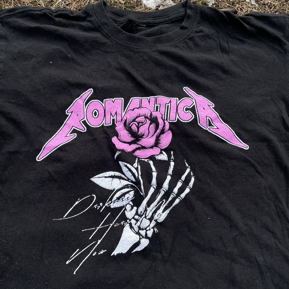 Vintage Vintage 90s Romantica Graphic Tee Skull Vamp Goth Grunge S Size US S / EU 44-46 / 1 - 4 Thumbnail