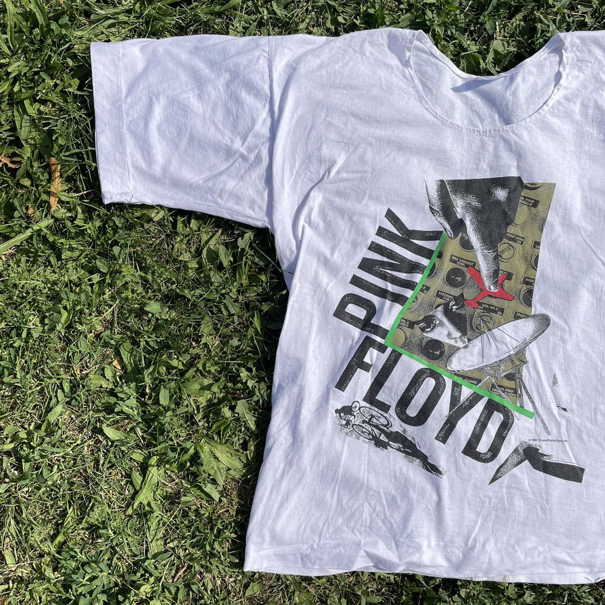 Band Tees Vintage 80s Pink Floyd World Tour Art Band Rock Streetwear Size US L / EU 52-54 / 3 - 3 Thumbnail
