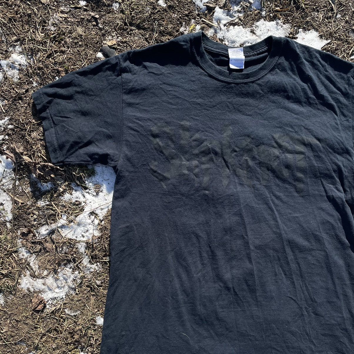Vintage Vintage 90s Faded Black Single Stitch Tee Skater Baggy L Size US L / EU 52-54 / 3 - 3 Thumbnail
