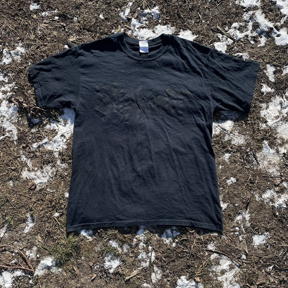 Vintage Vintage 90s Faded Black Single Stitch Tee Skater Baggy L Size US L / EU 52-54 / 3 - 2 Thumbnail