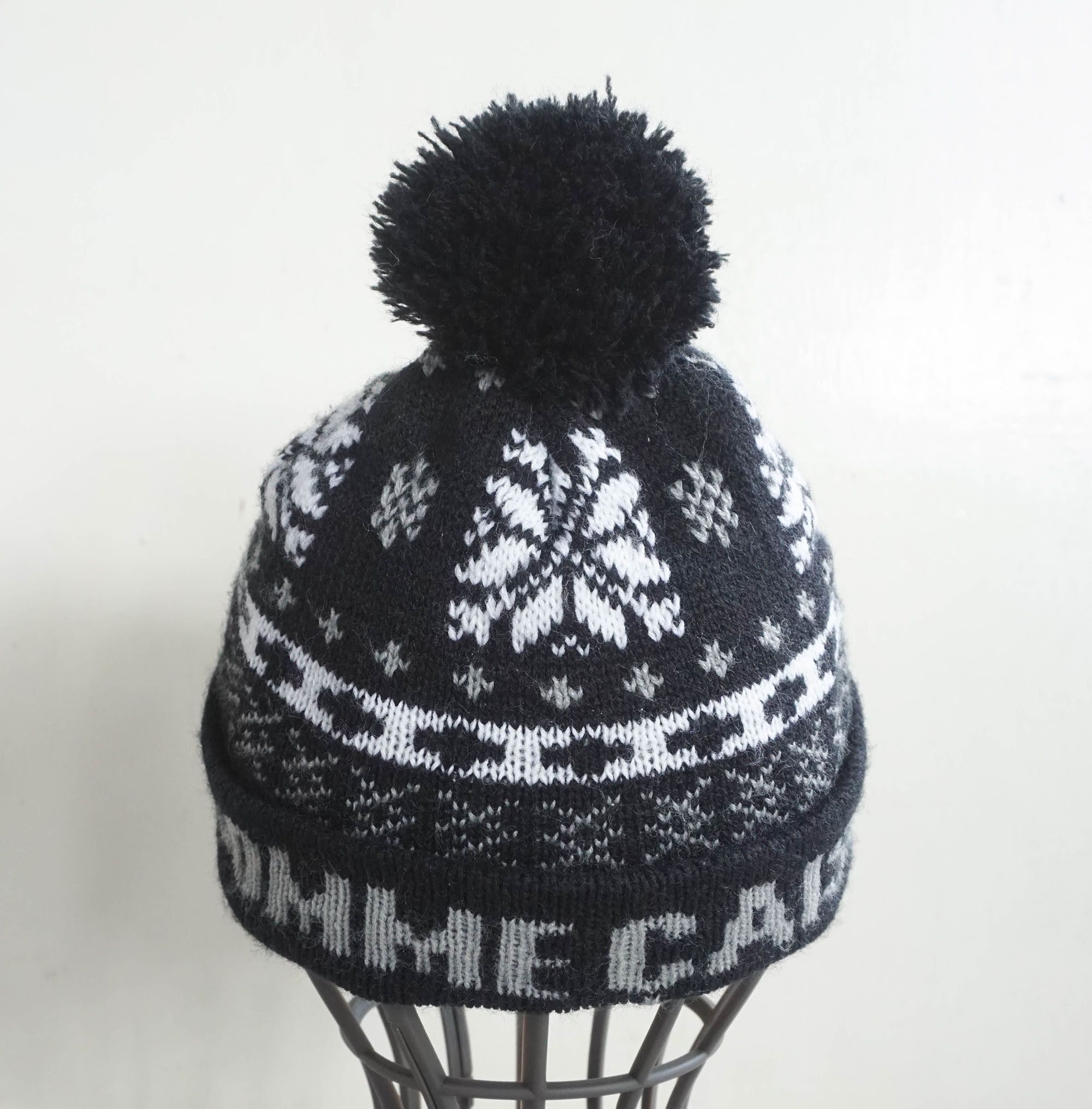 Comme Ca Ism Comme Ca Ism Spellout Native Tribal Pattern Bobble Beanie Size ONE SIZE - 3 Thumbnail