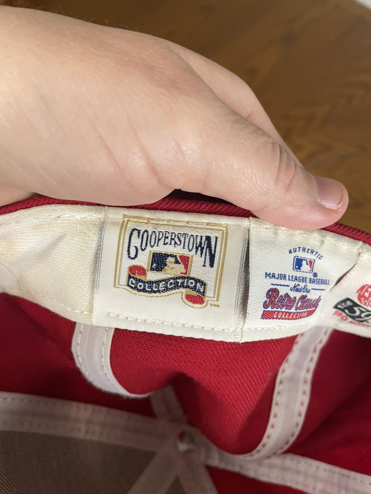 New Era × Vintage Vintage New Era Phillies Fitted Size 7 Size ONE SIZE - 10 Thumbnail