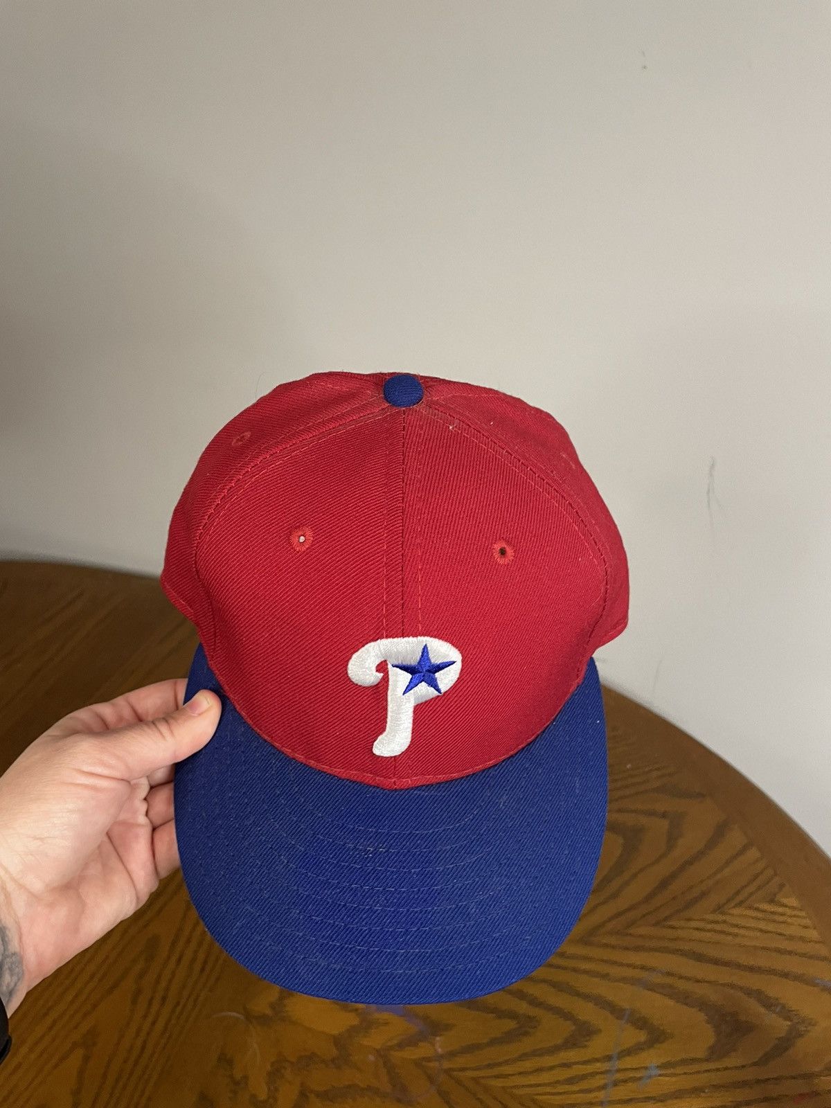 New Era × Vintage Vintage New Era Phillies Fitted Size 7 Size ONE SIZE - 14 Thumbnail