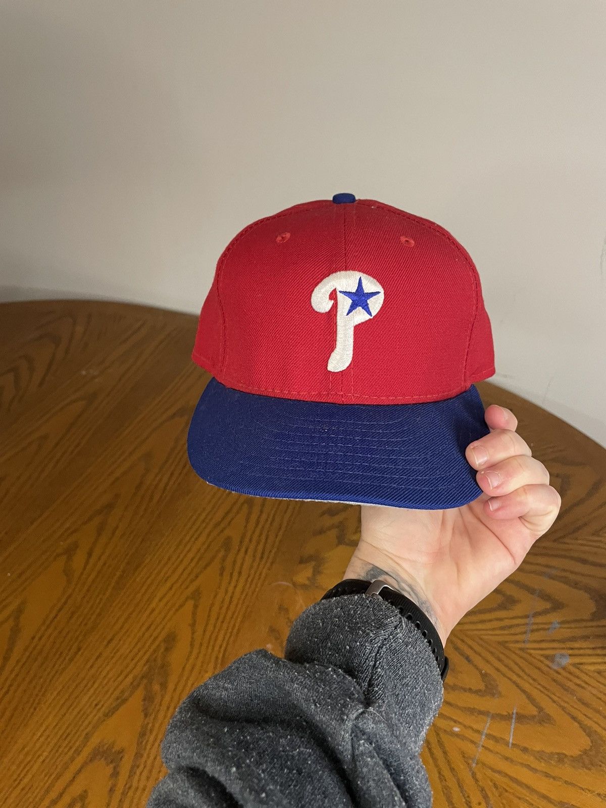 New Era × Vintage Vintage New Era Phillies Fitted Size 7 Size ONE SIZE - 3 Thumbnail
