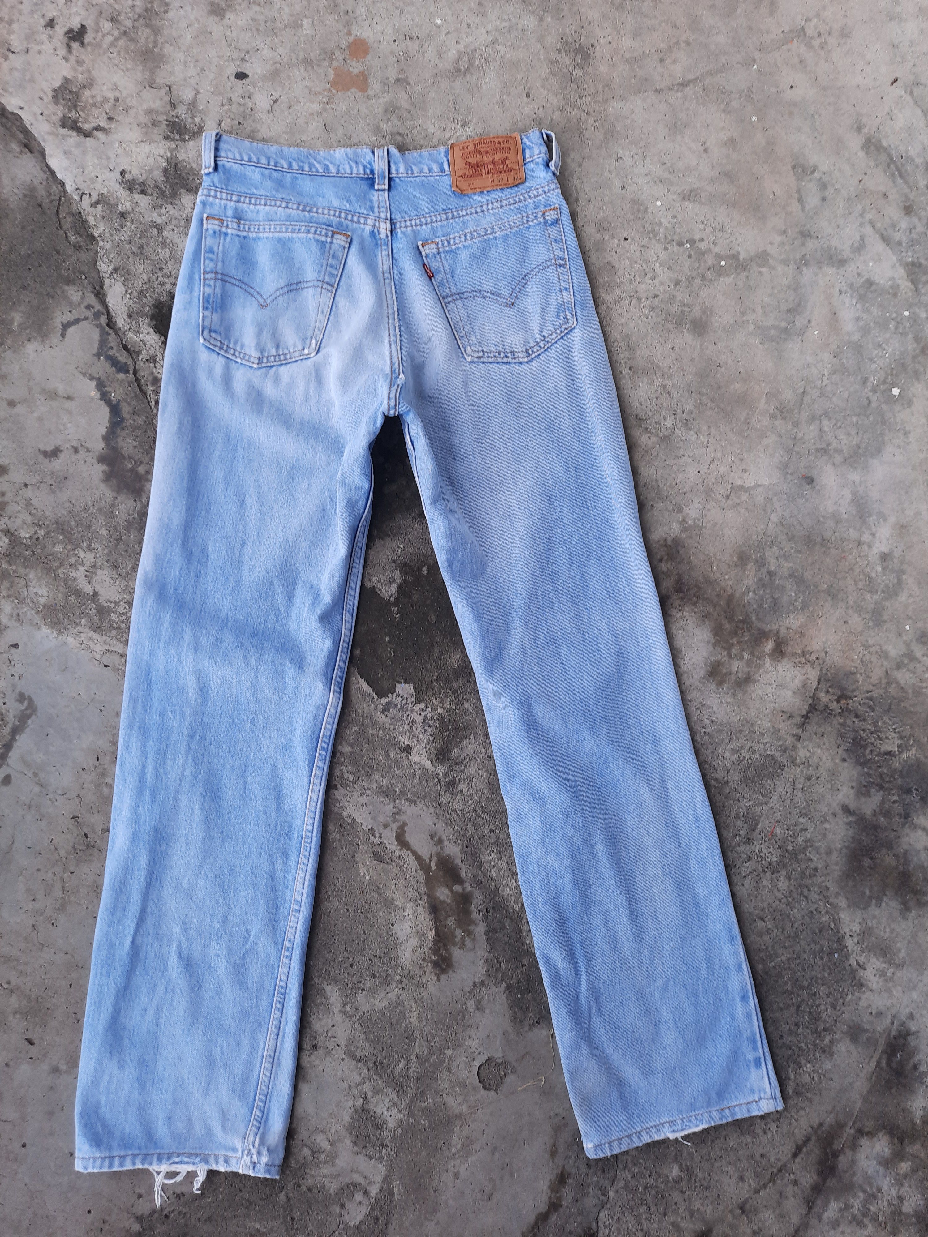 Levi's Vintage Clothing × Vintage Vintage 90's Levi's 515 Blue Wash Jeans Size US 30 / EU 46 - 1 Thumbnail