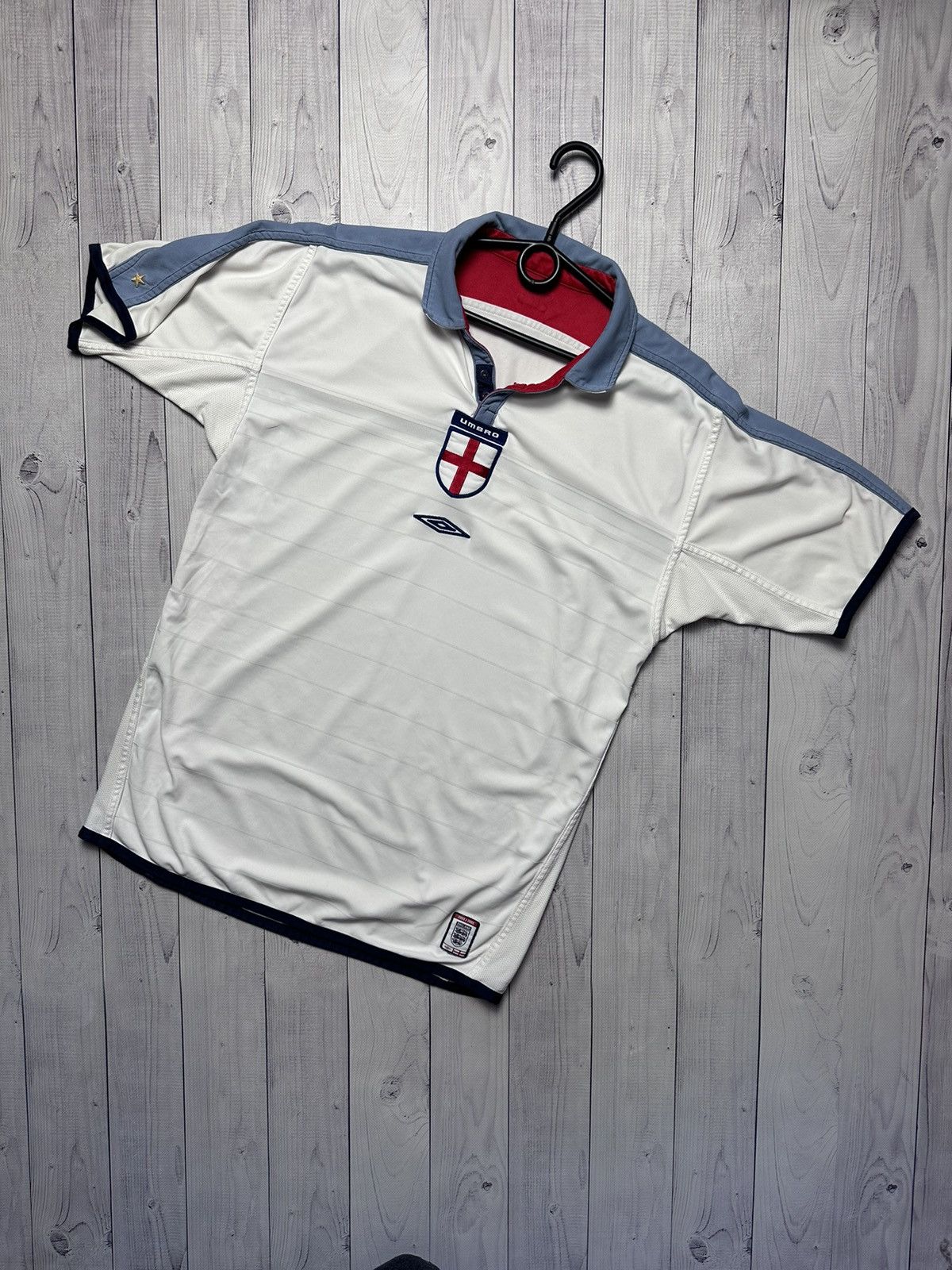 Umbro × Vintage Vintage England soccer jersey size S reversible Umbro Size US S / EU 44-46 / 1 - 1 Thumbnail