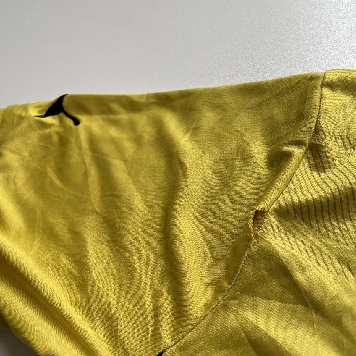 Puma Vintage 2000s Puma Dortmund BVB Soccer Jersey Medium Rare Size US M / EU 48-50 / 2 - 7 Thumbnail